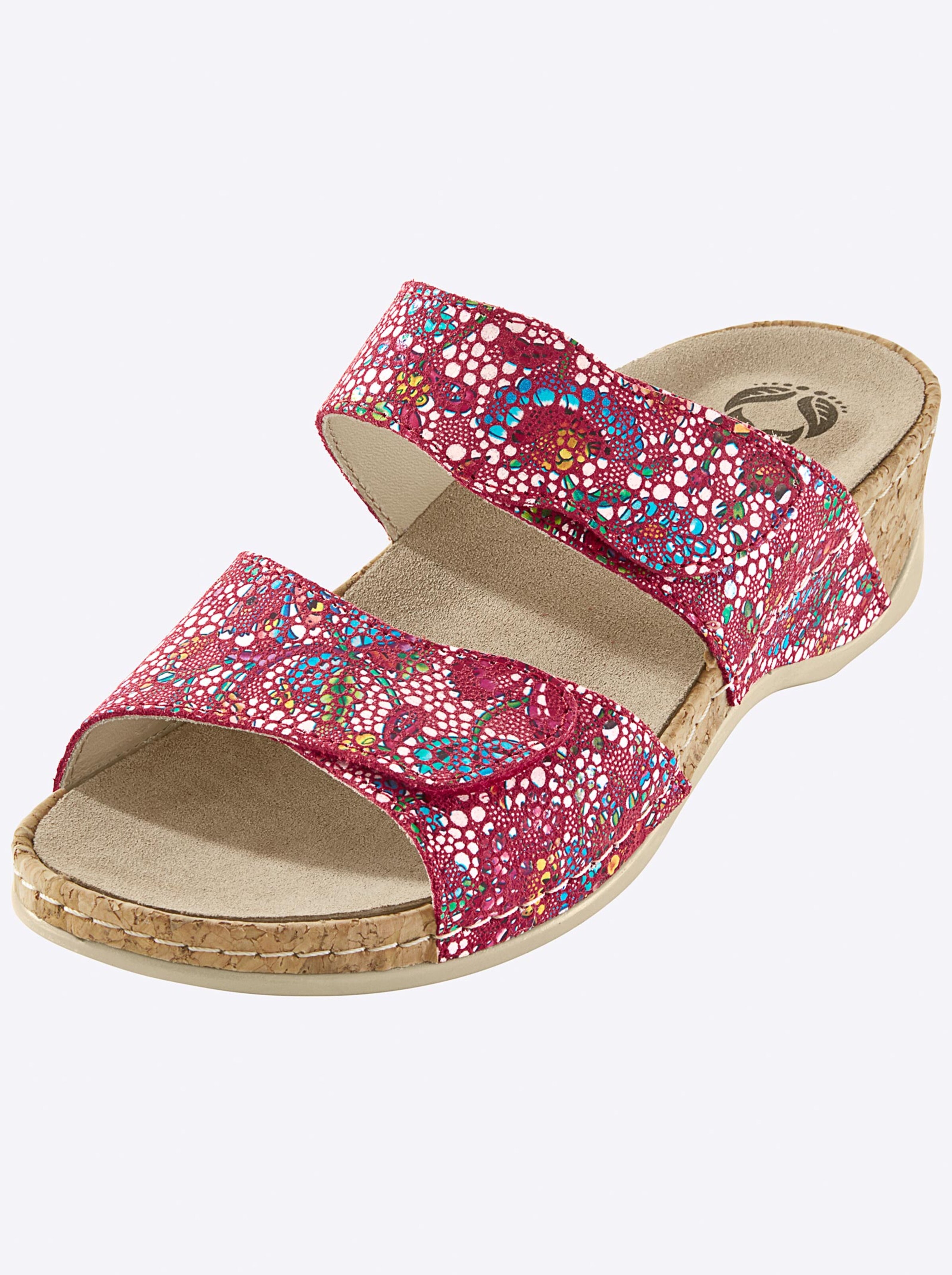 slippers