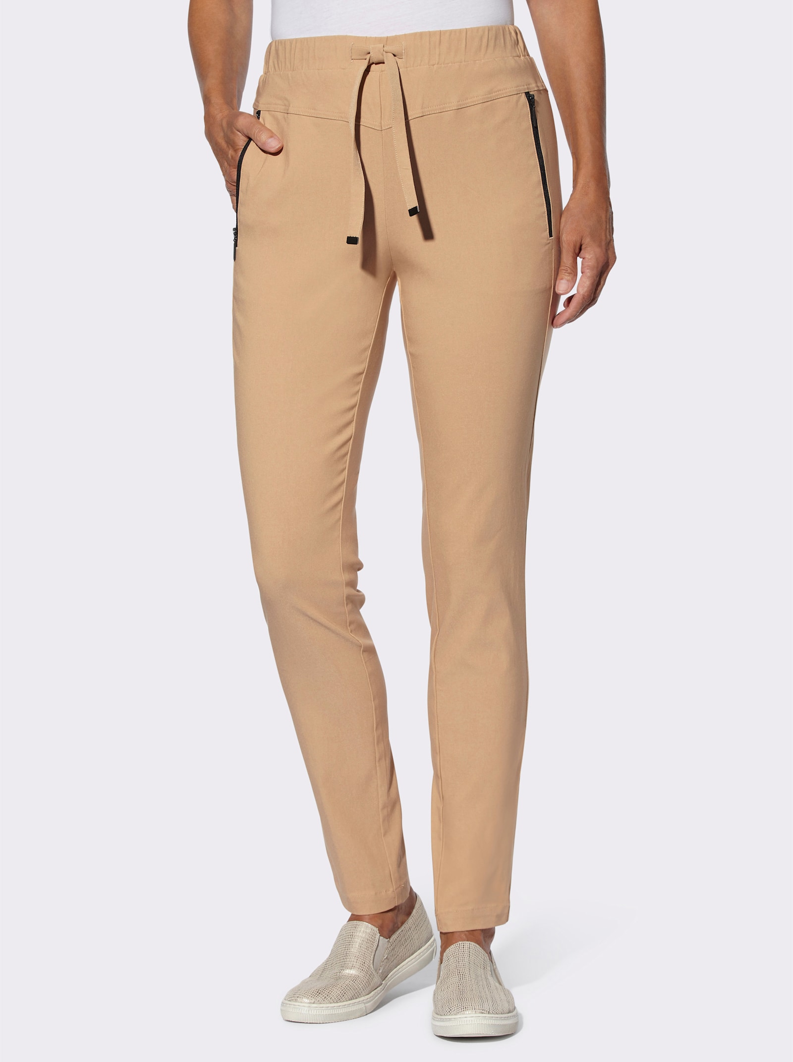 Hose mit weitenregulierbarem Bund - camel