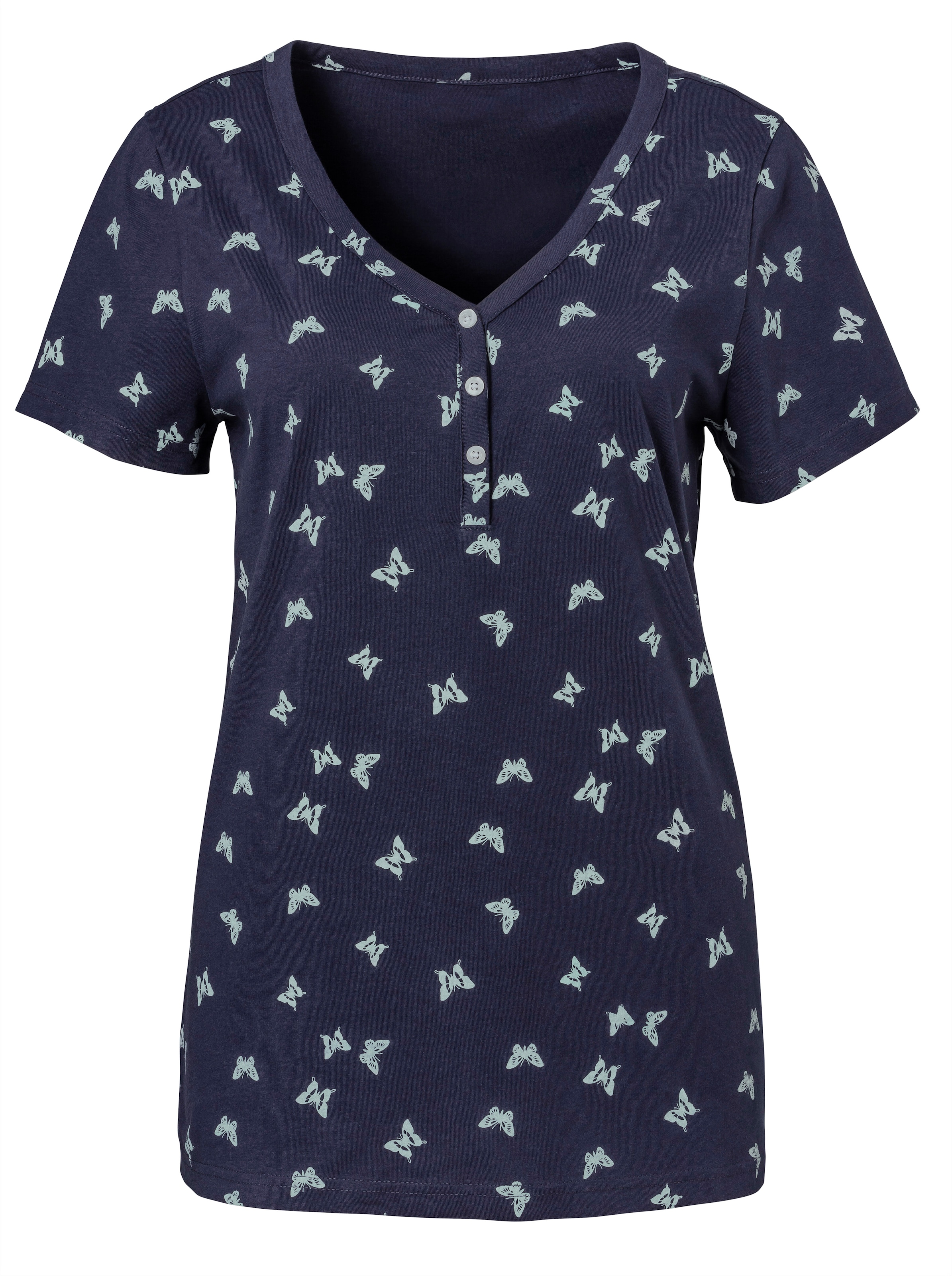 in Love  günstig Kaufen-T-Shirt in nachtblau-bedruckt von heine. T-Shirt in nachtblau-bedruckt von heine <![CDATA[Sie sind total im Trend und verzaubern jetzt auch auf diesem Shirt als Allover-Print: Schmetterlinge! Mit V-Ausschnitt und kurzer Knopfleiste.]]>. 