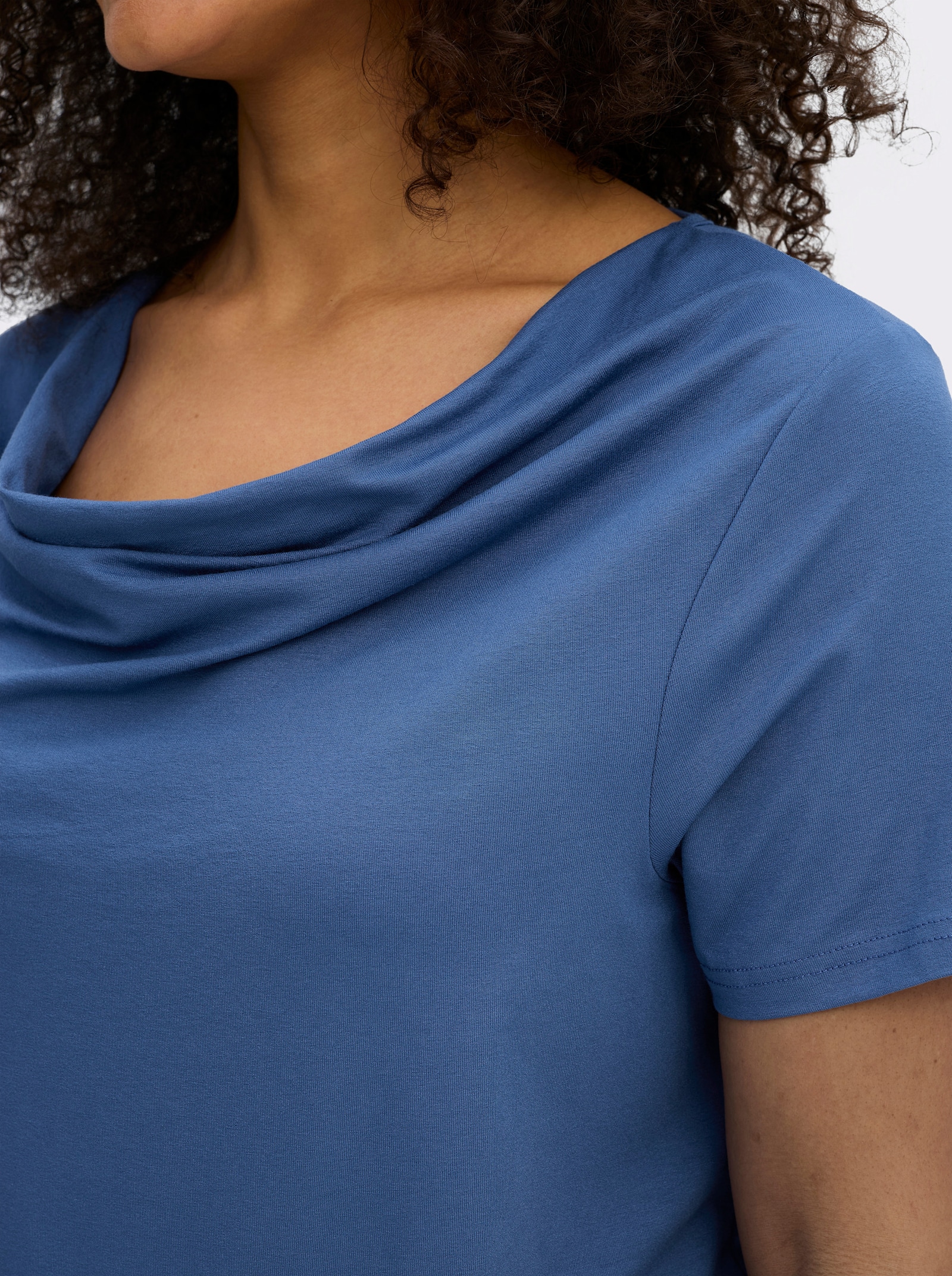 Wasserfallshirt mit kurzen Ärmeln - royalblau