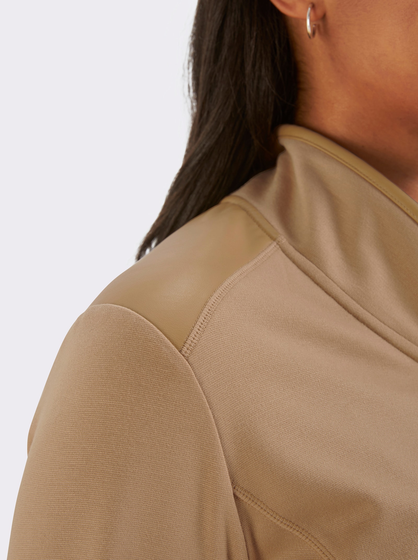 Sweatjacke mit Details in Leder-Optik - camel