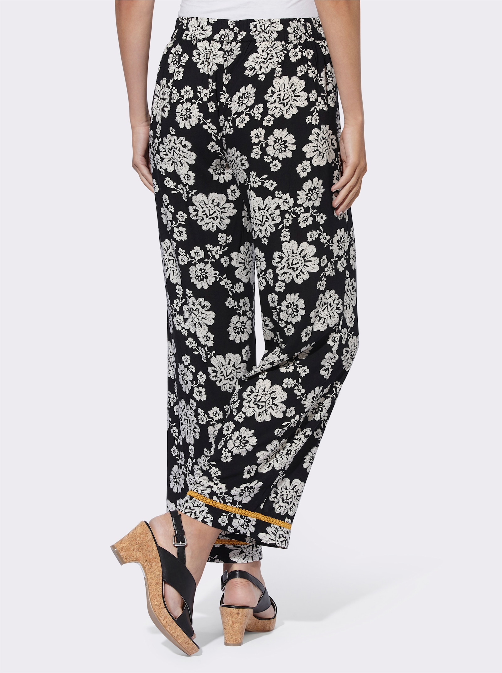 heine Druckhose mit weitem Bein - schwarz-champagner-bedruckt