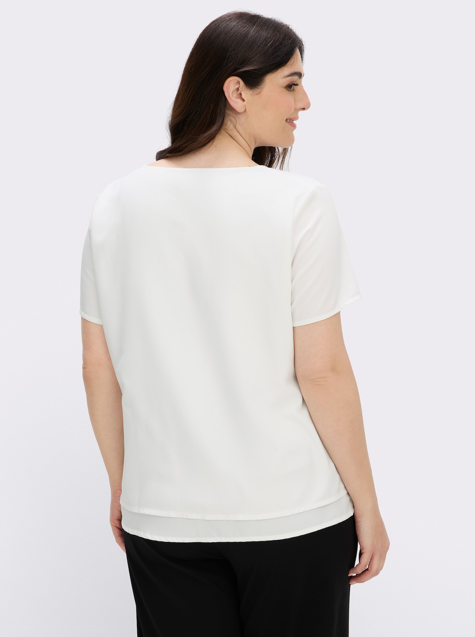 Georgettebluse mit Kellerfalte vorn - wollweiß