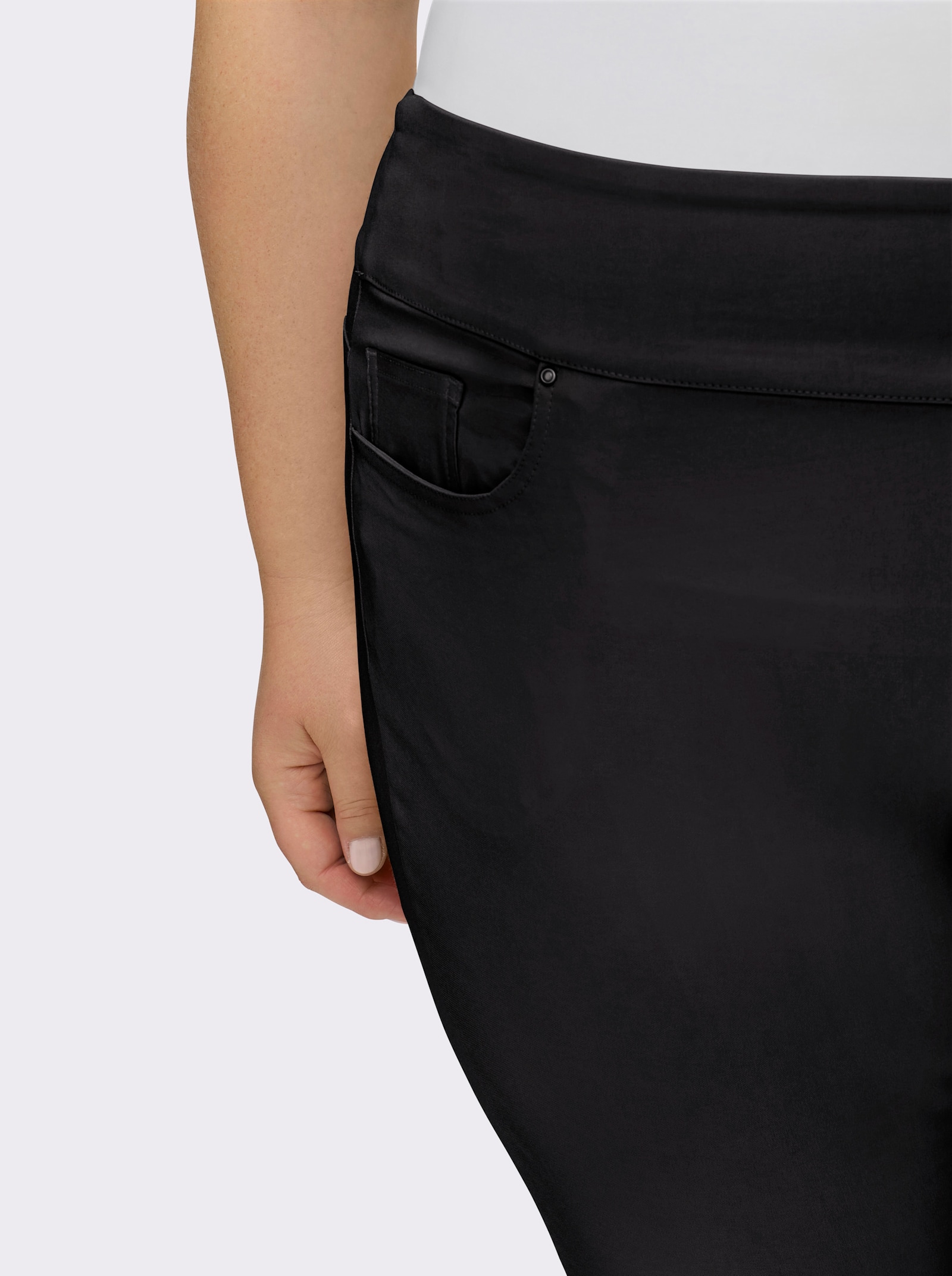 Stretch-Hose in Wadenlänge - schwarz