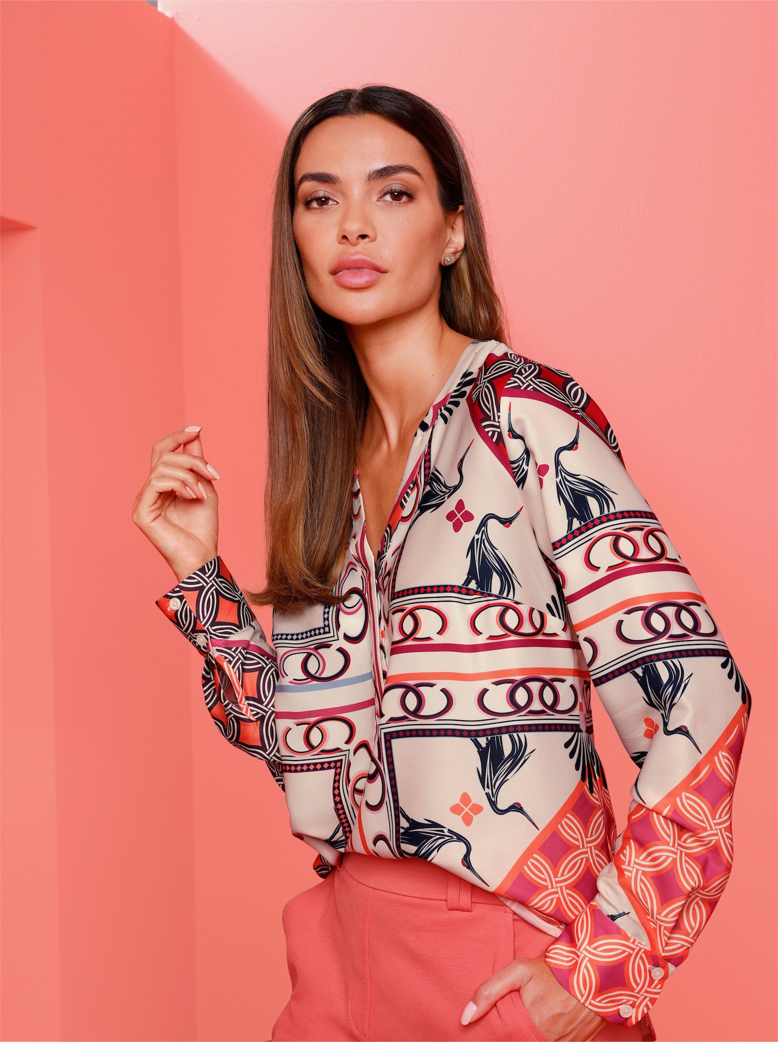 heine Langarm-Bluse mit platziertem Druck - elfenbein-hummer-bedruckt