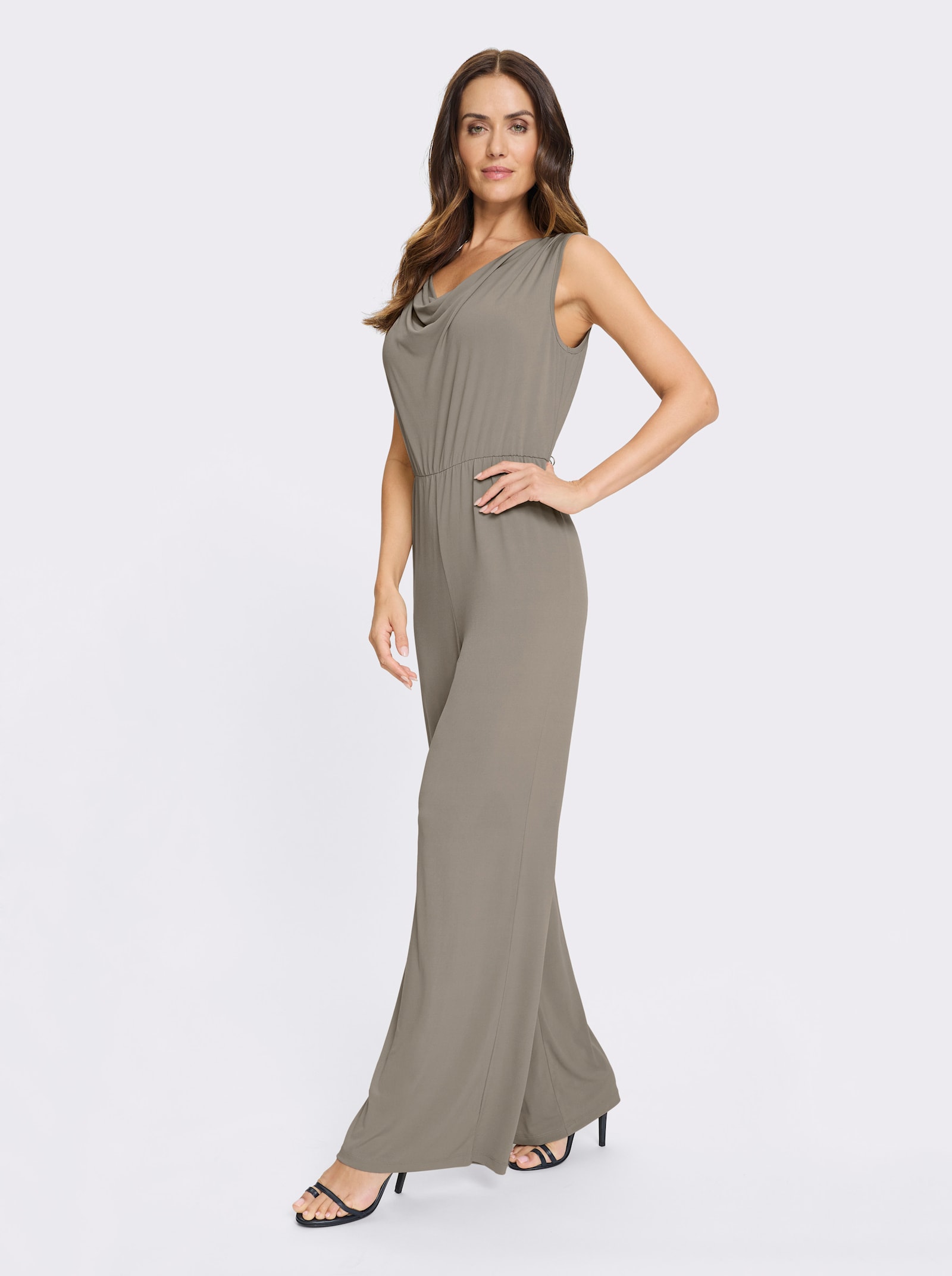 heine Jumpsuit mit Wasserfall-Ausschnitt - sesam