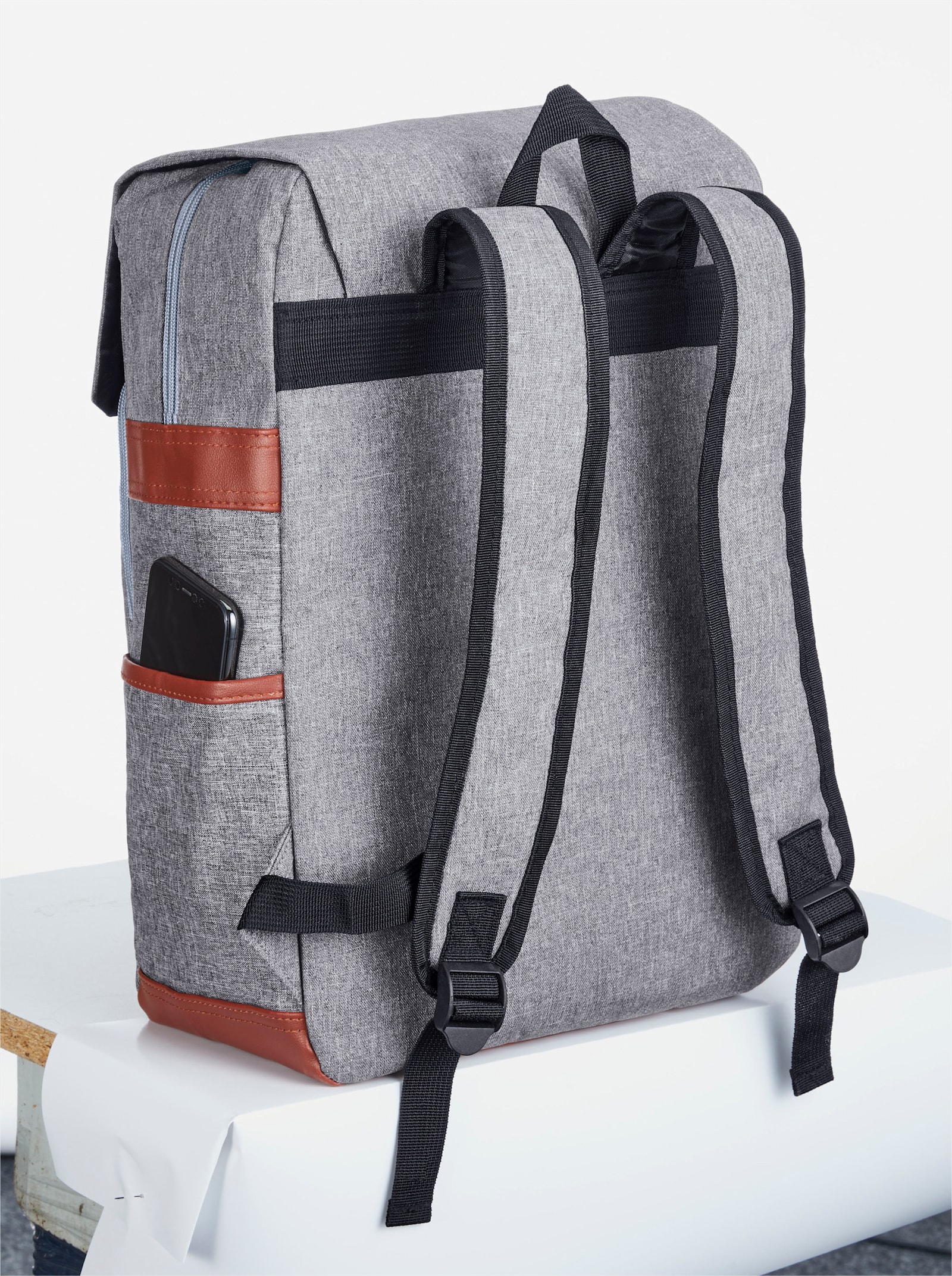 Rucksack - grau