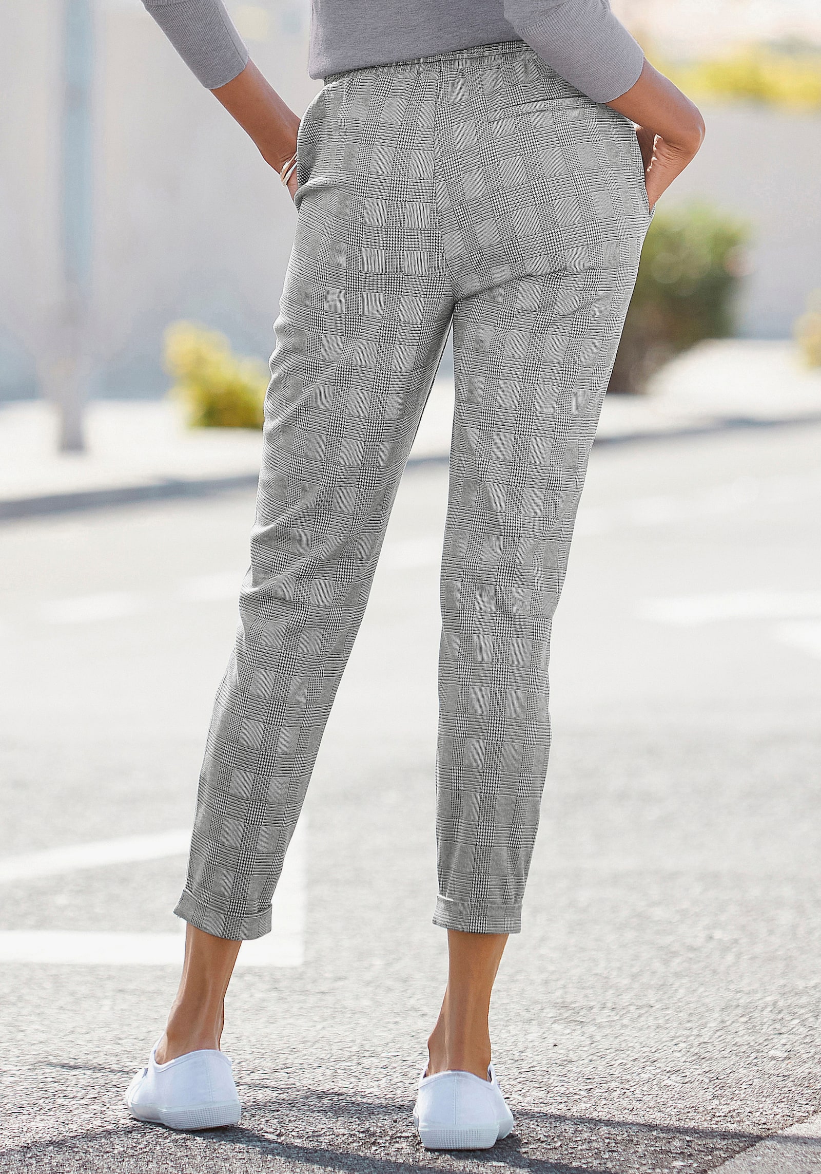 Vivance Jogger Pants - grau-schwarz-kariert