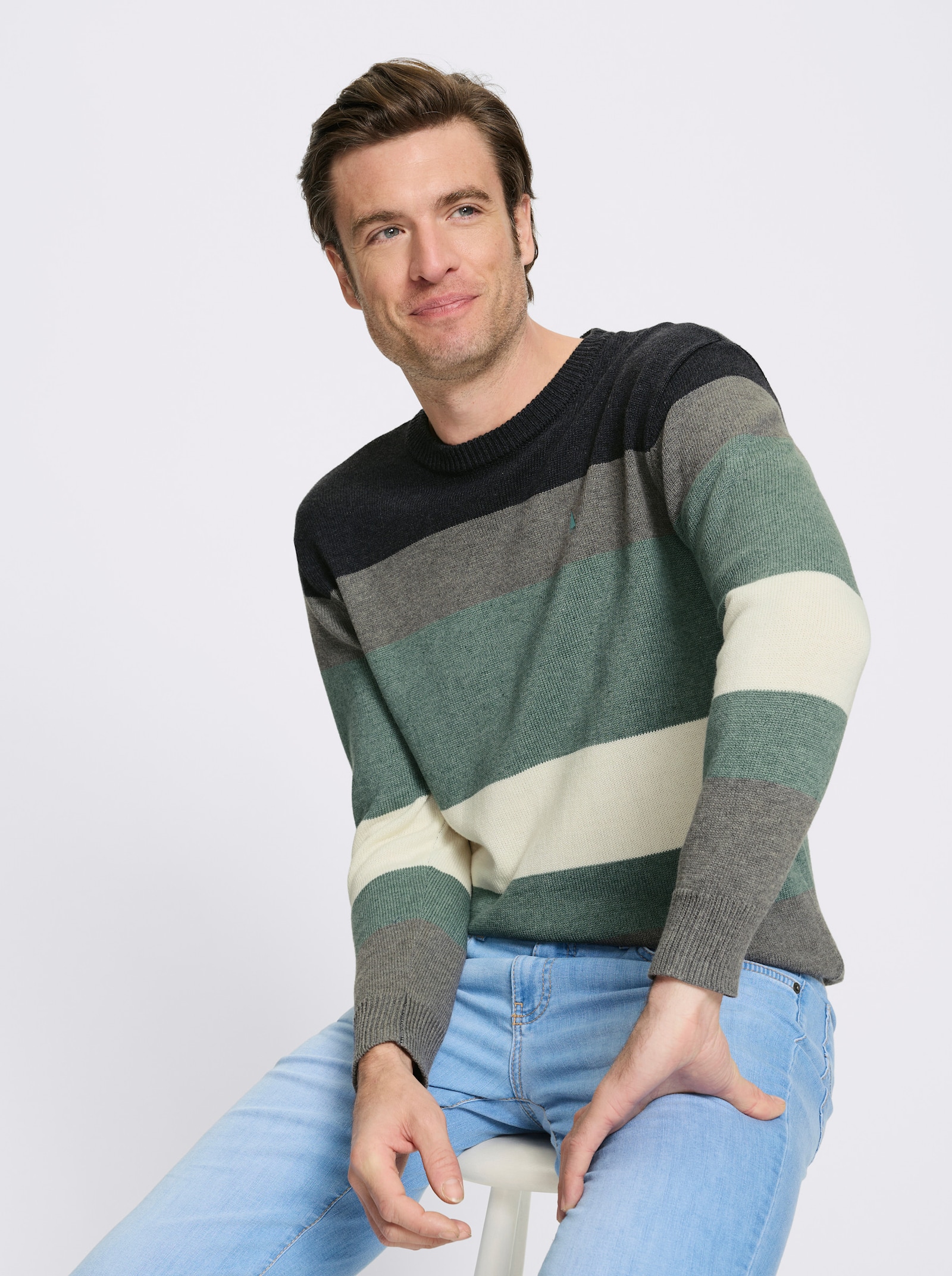 Catamaran Rundhalspullover mit Colour Blocking-Muster - jade-steingrau-meliert