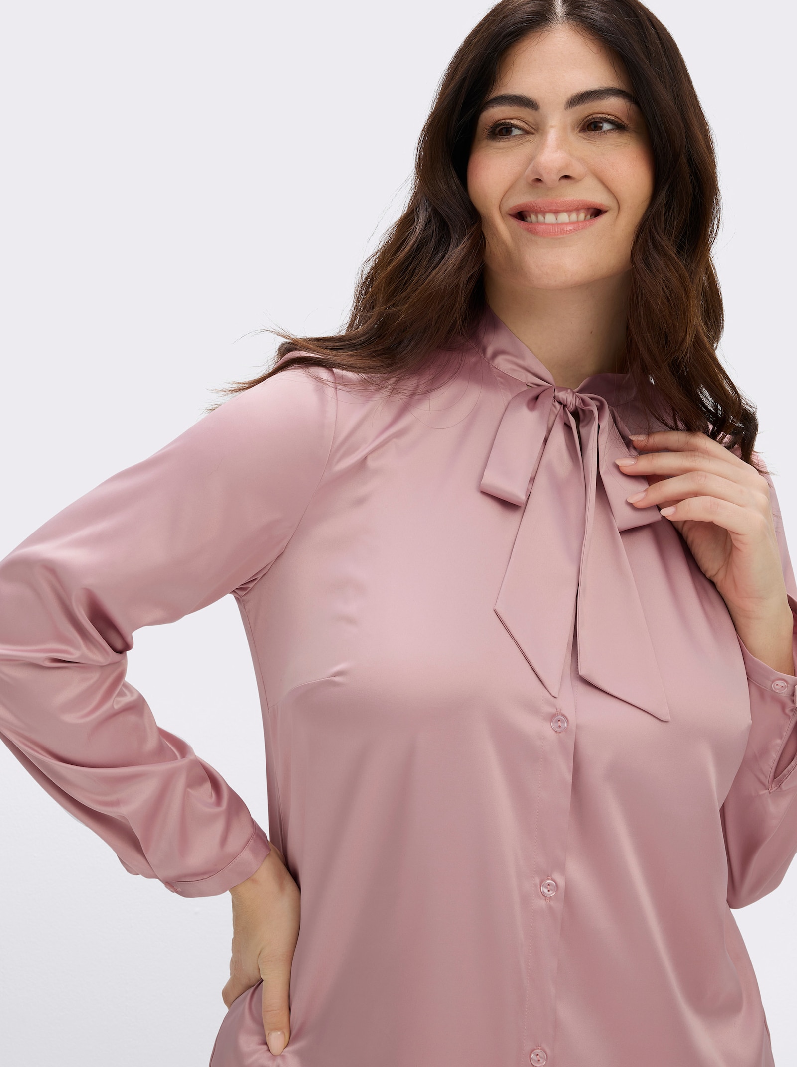 sheego Schluppenbluse mit tiefem V-Ausschnitt - hortensie