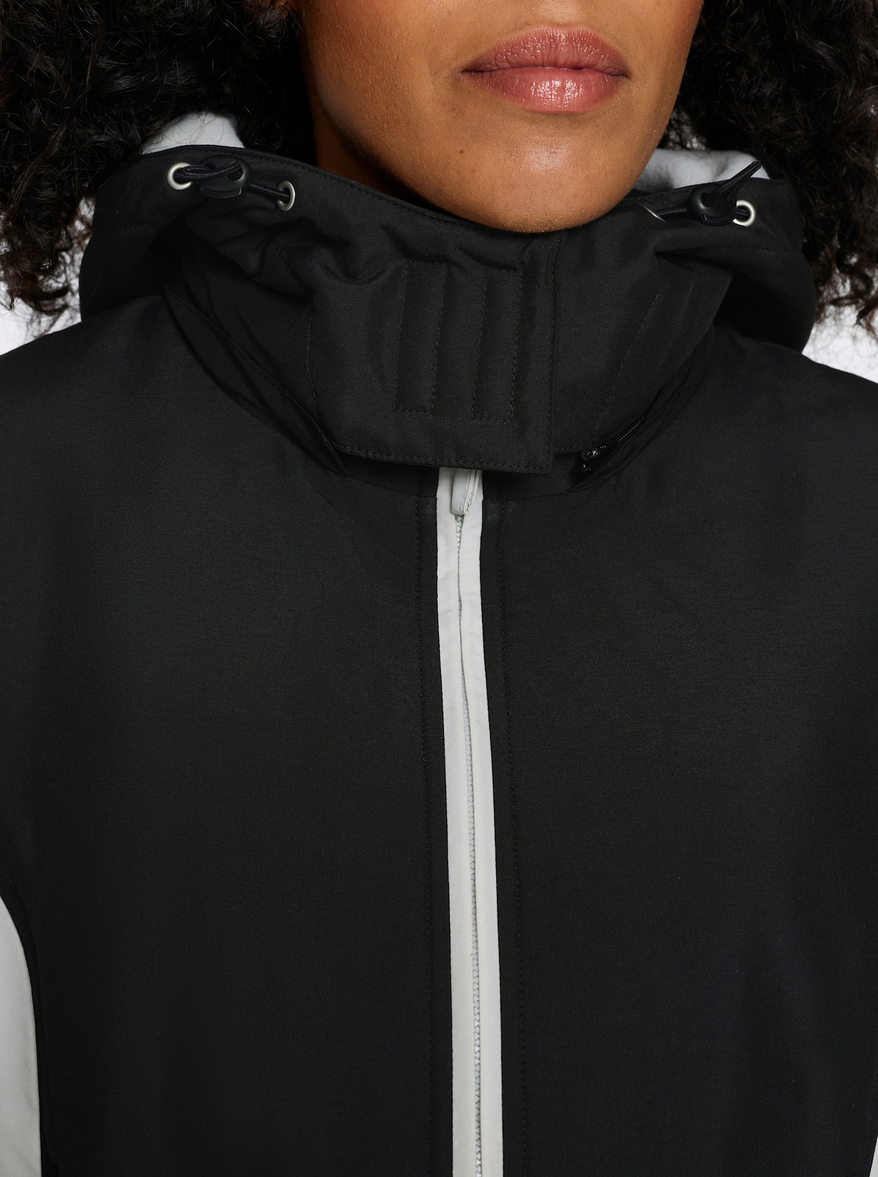 Funktionsmantel mit abnehmbarer Kapuze - schwarz-hellgrau