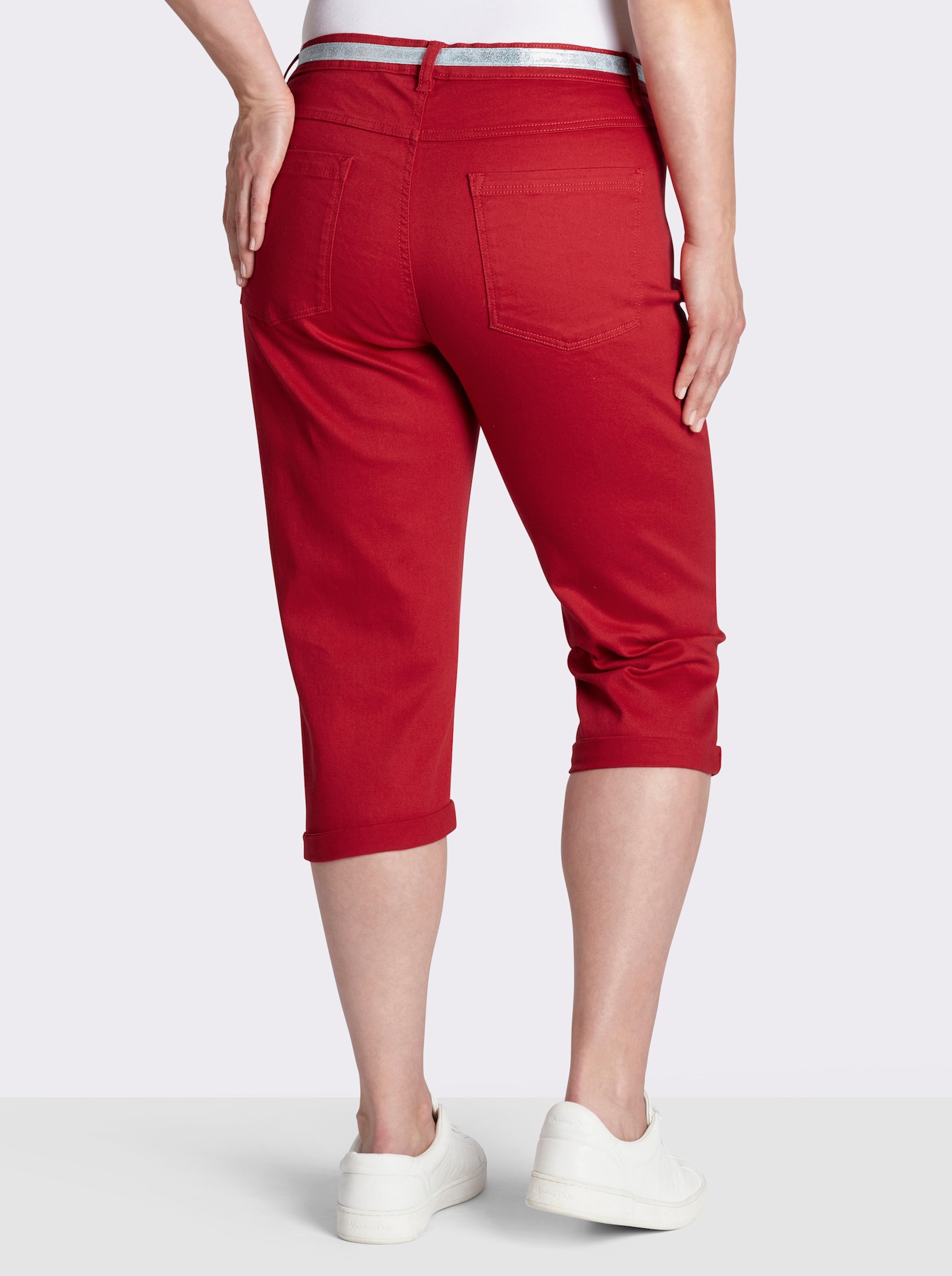 Caprijeans inklusive Gürtel - rot