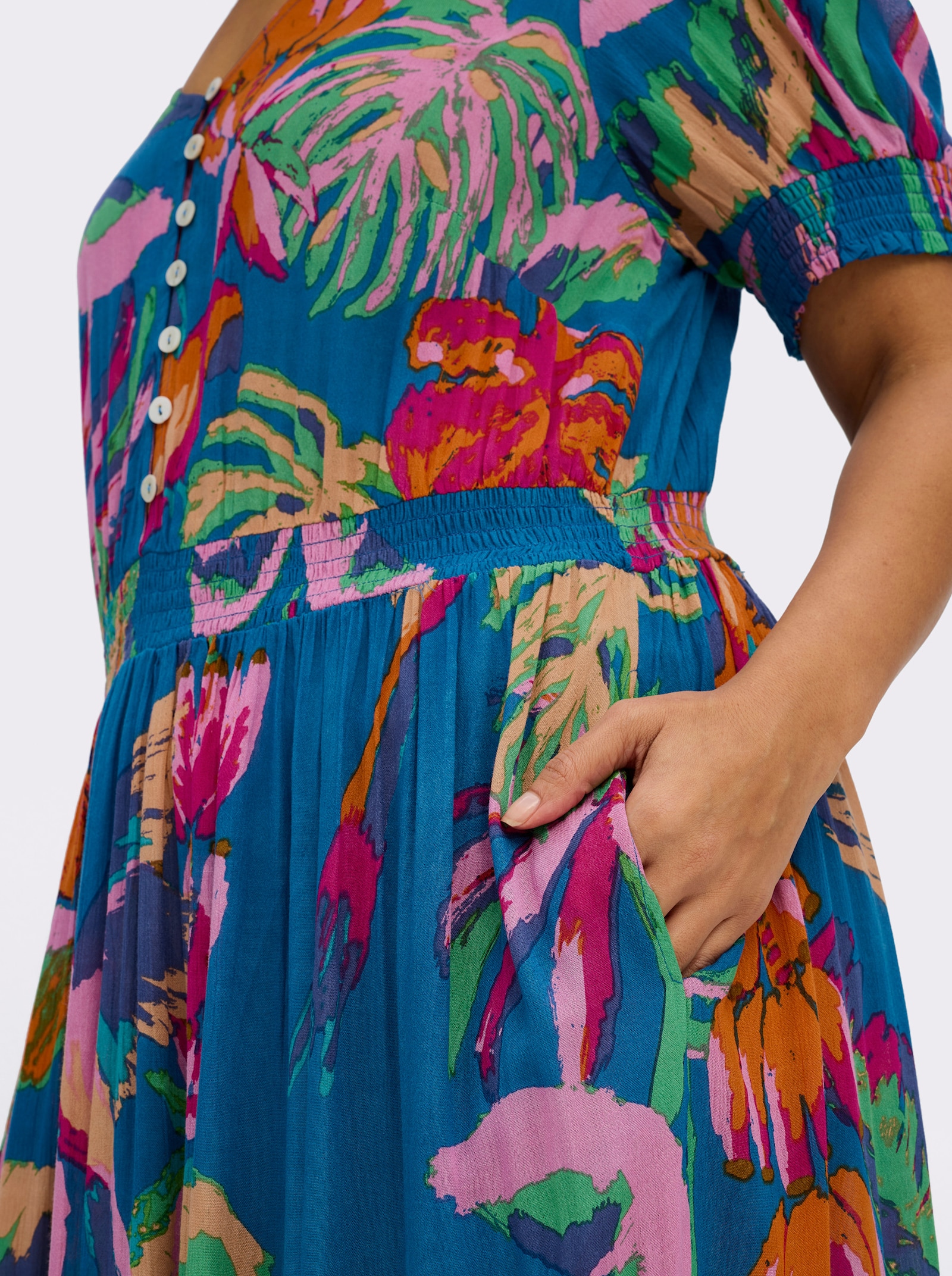 sheego Sommerkleid mit tropischem Print - royalblau-erdbeere-gemustert