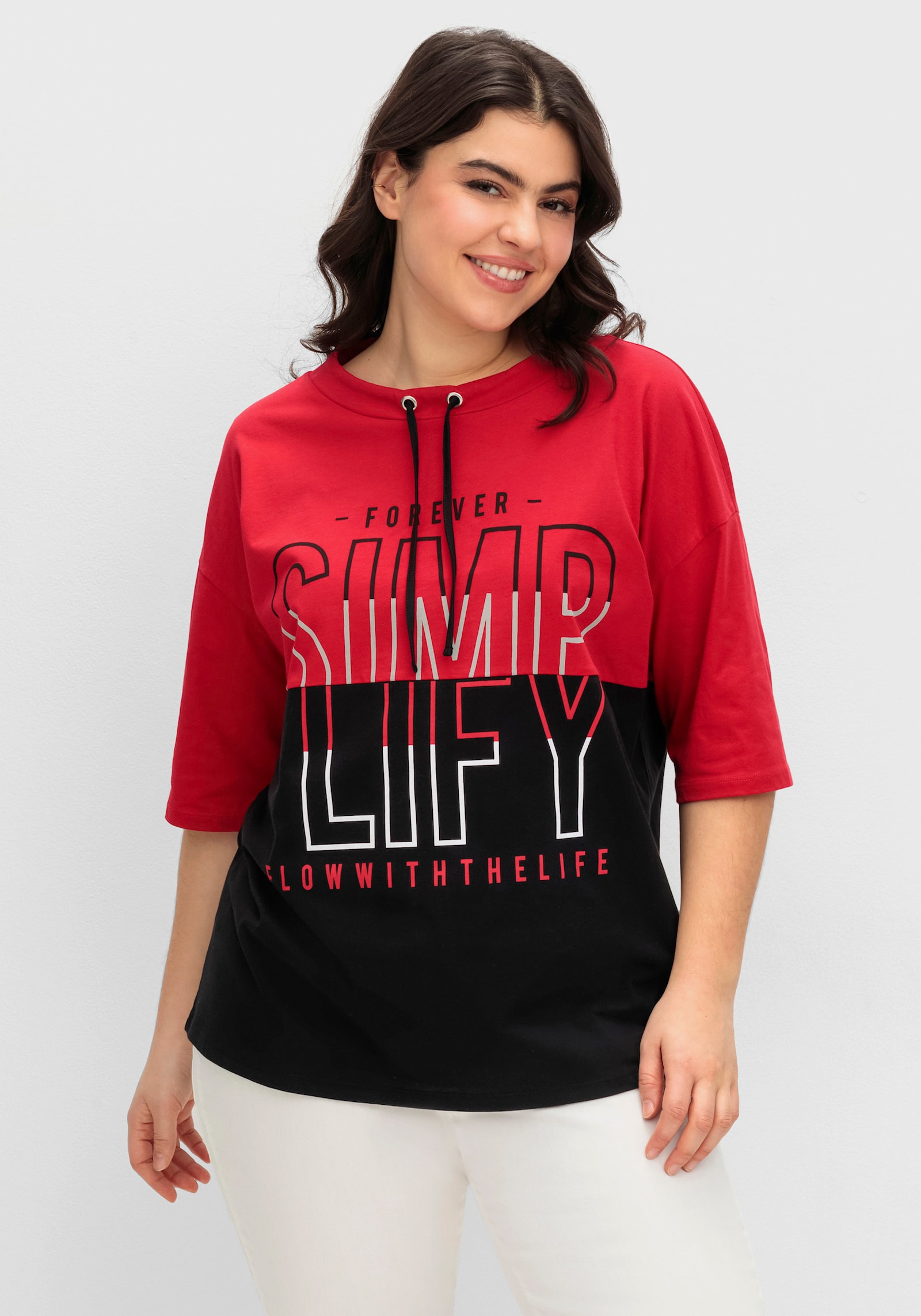  Kurzarmshirt mit Lettring-Druck - rot-schwarz-bedruckt
