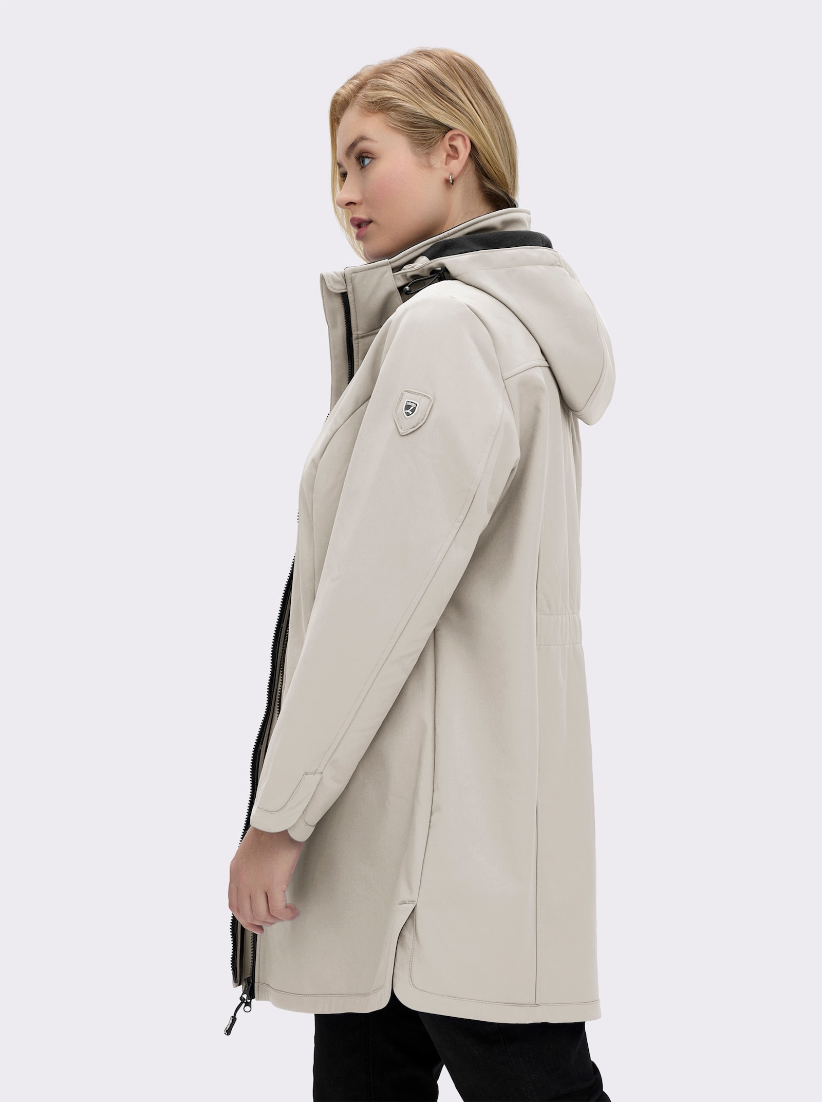 Softshelljacke mit Gummizug im Rücken - stein