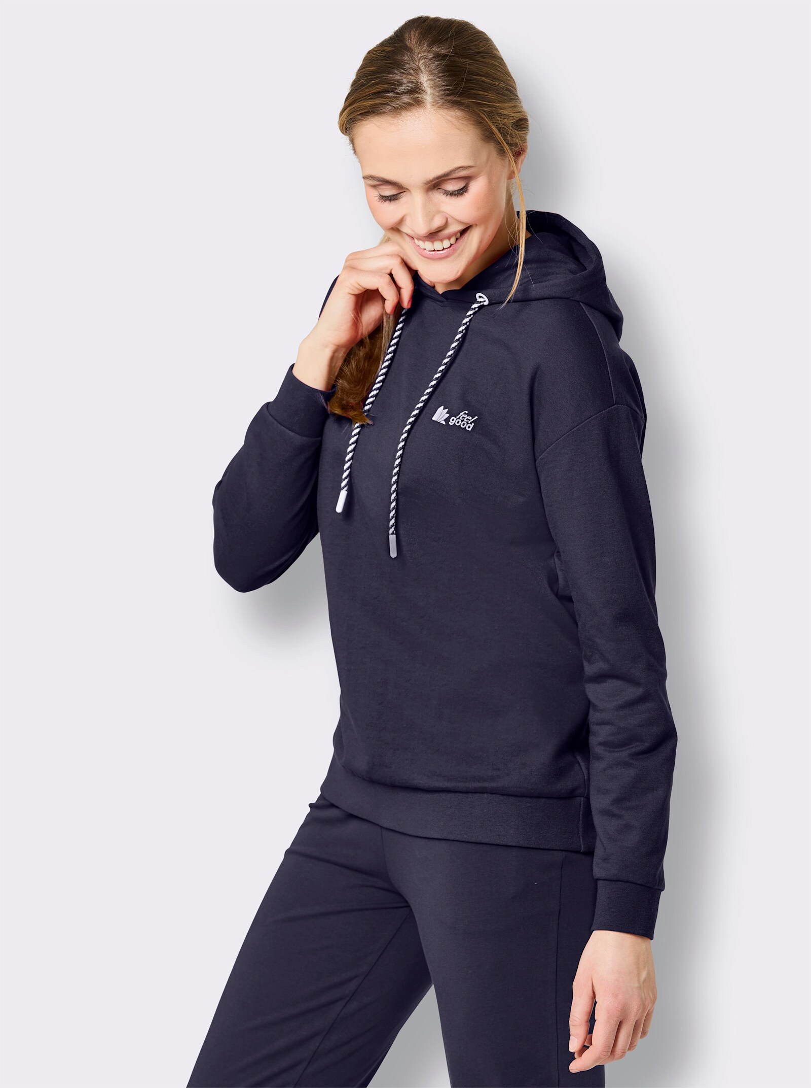 Sweatshirt mit überschnittenen Schultern - marine-weiß