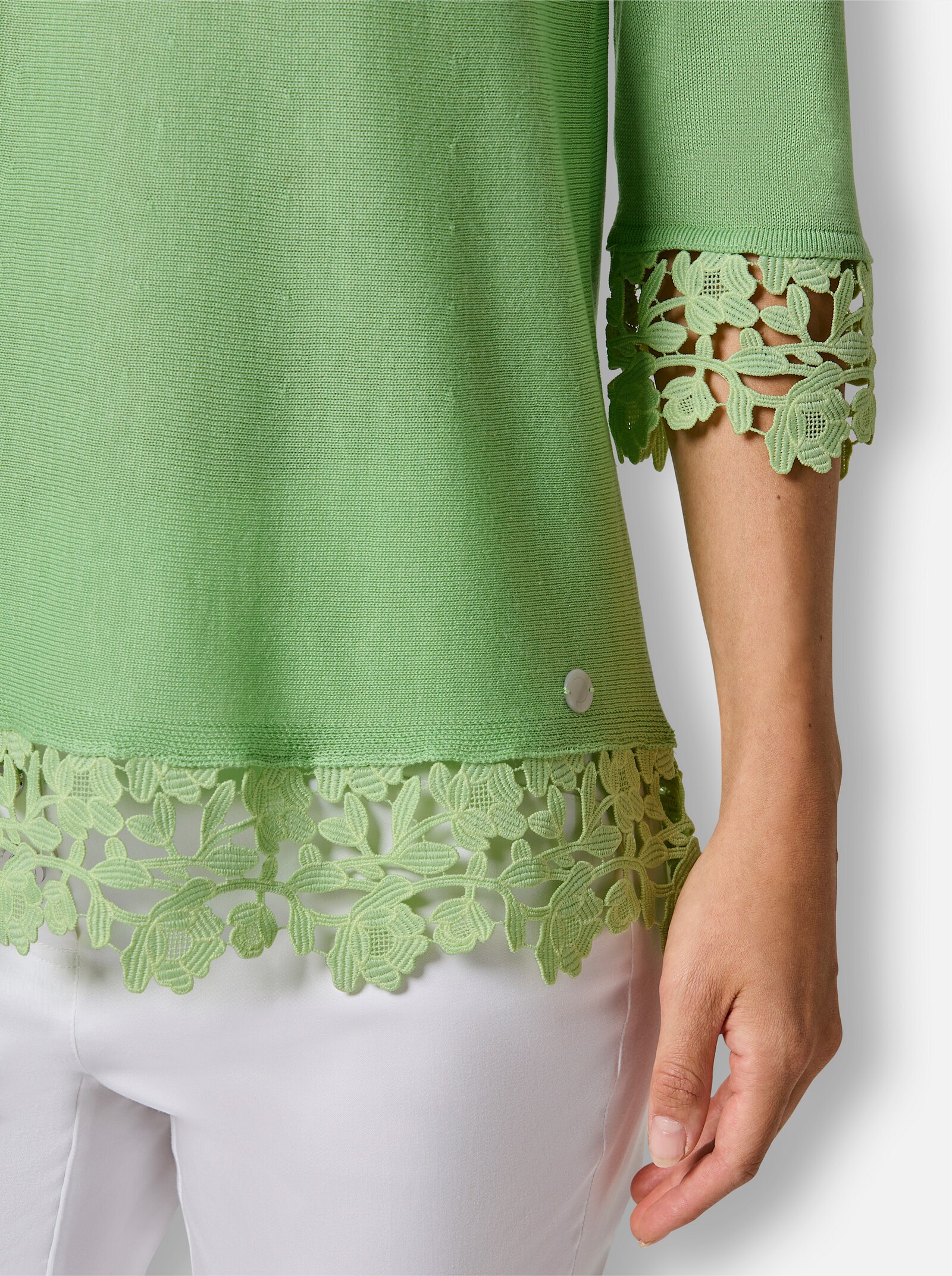 CREATION L PREMIUM Feinstrickpullover mit breitem Spitzenabschlusss - reseda