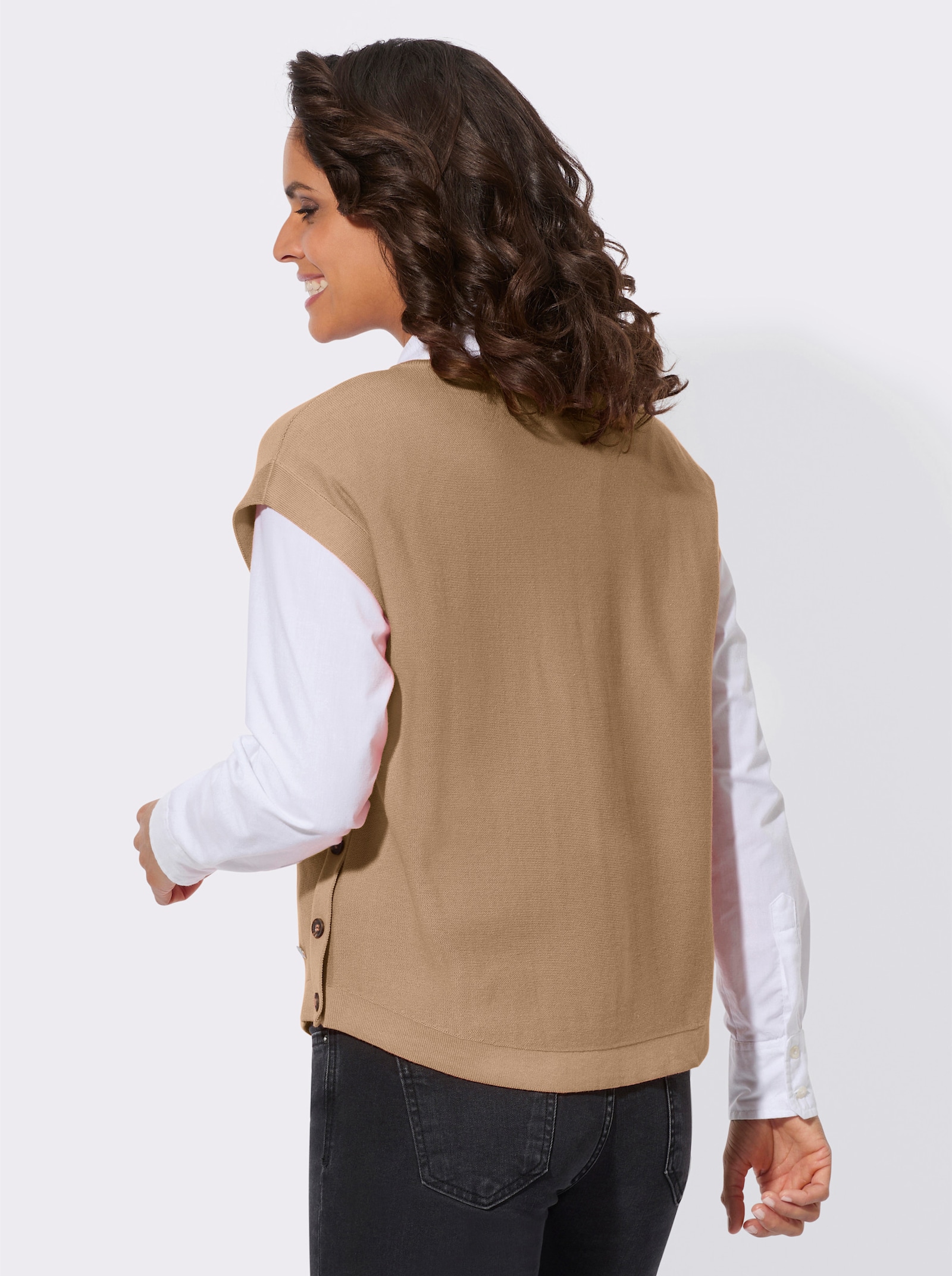 Pullunder mit Zierknöpfen - camel