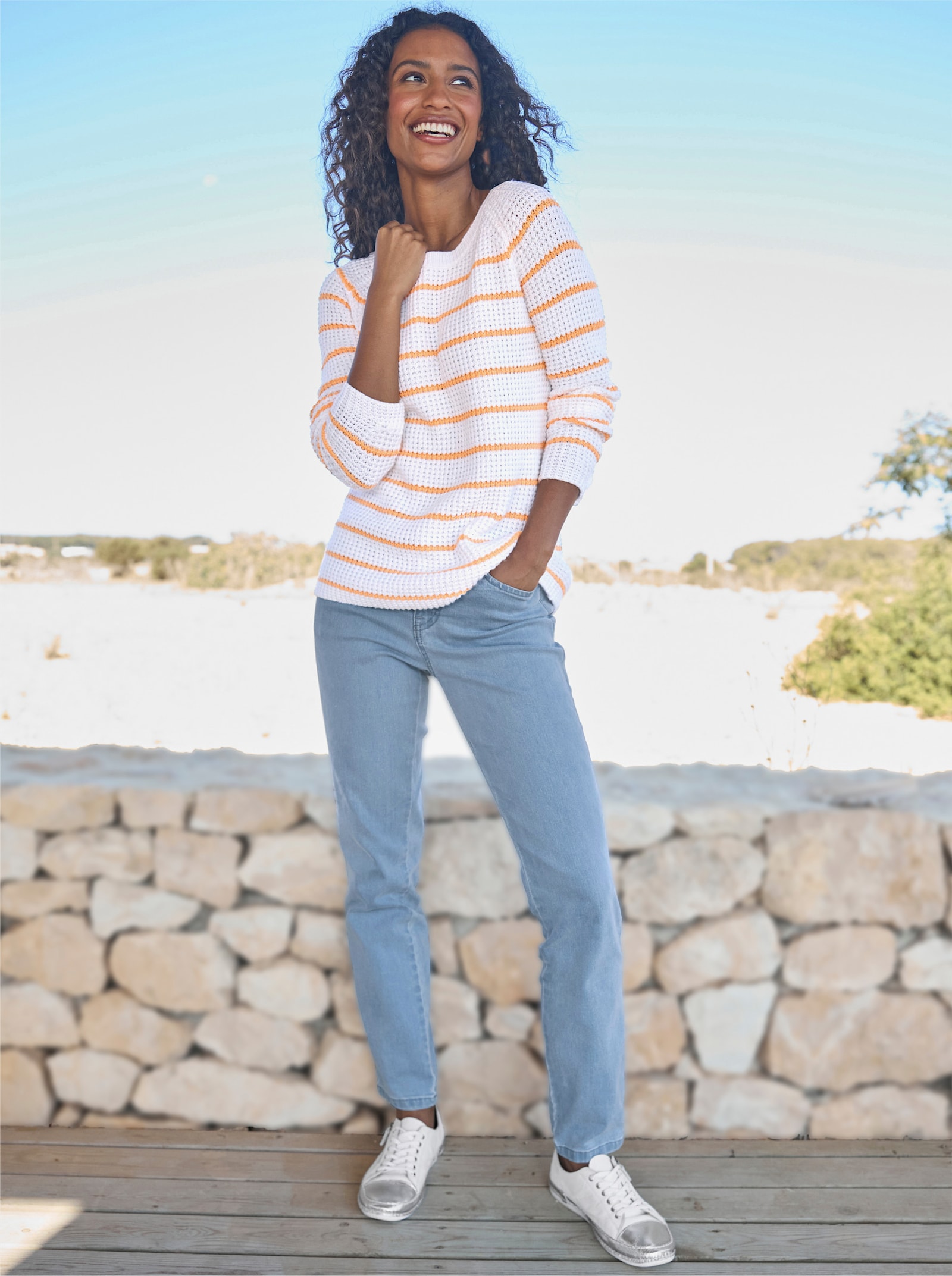 heine Stretch-Jeans mit Schmuckknöpfen - blue-bleached