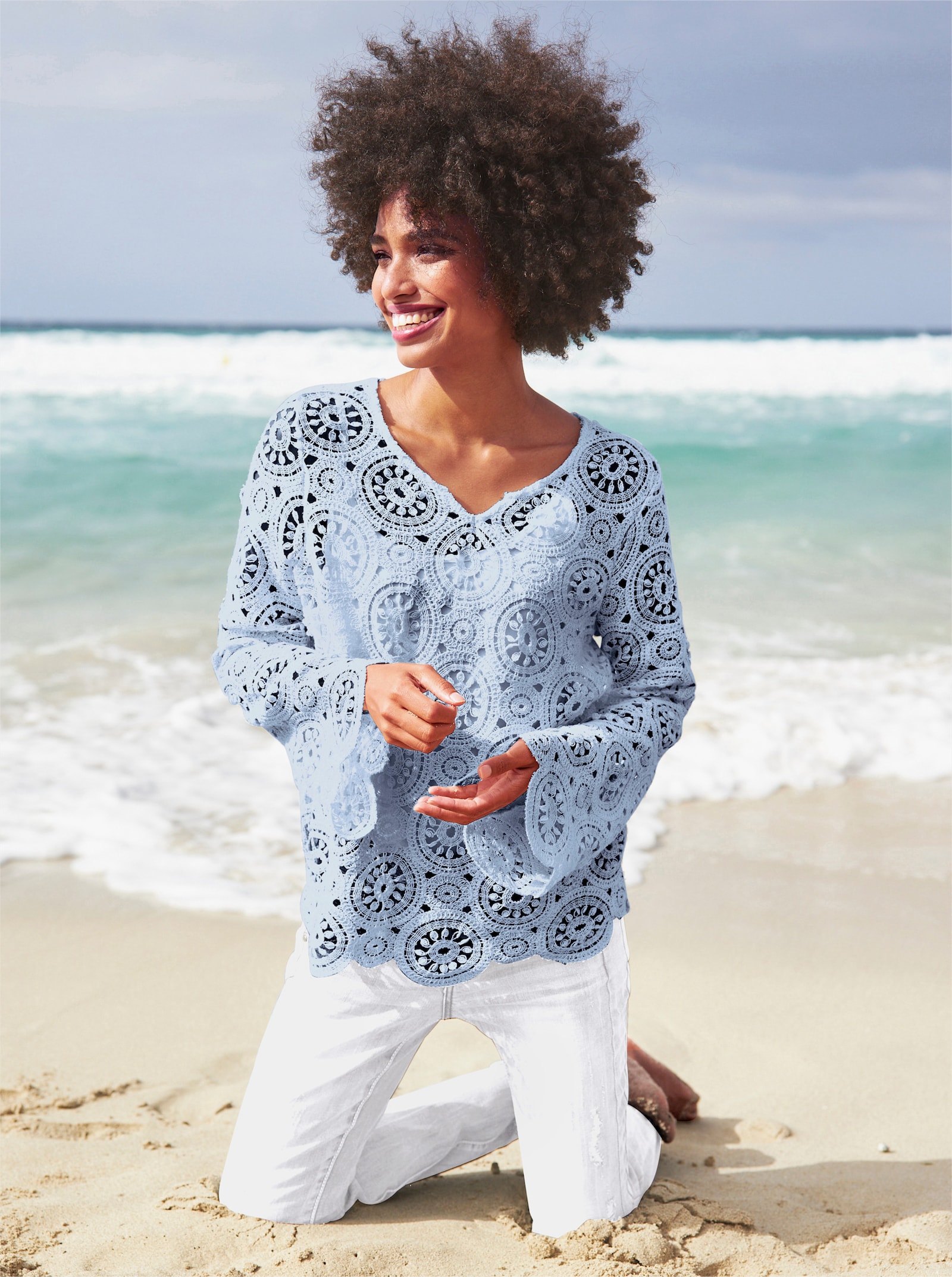 heine Langarmshirt aus Makramee-Spitze - hellblau