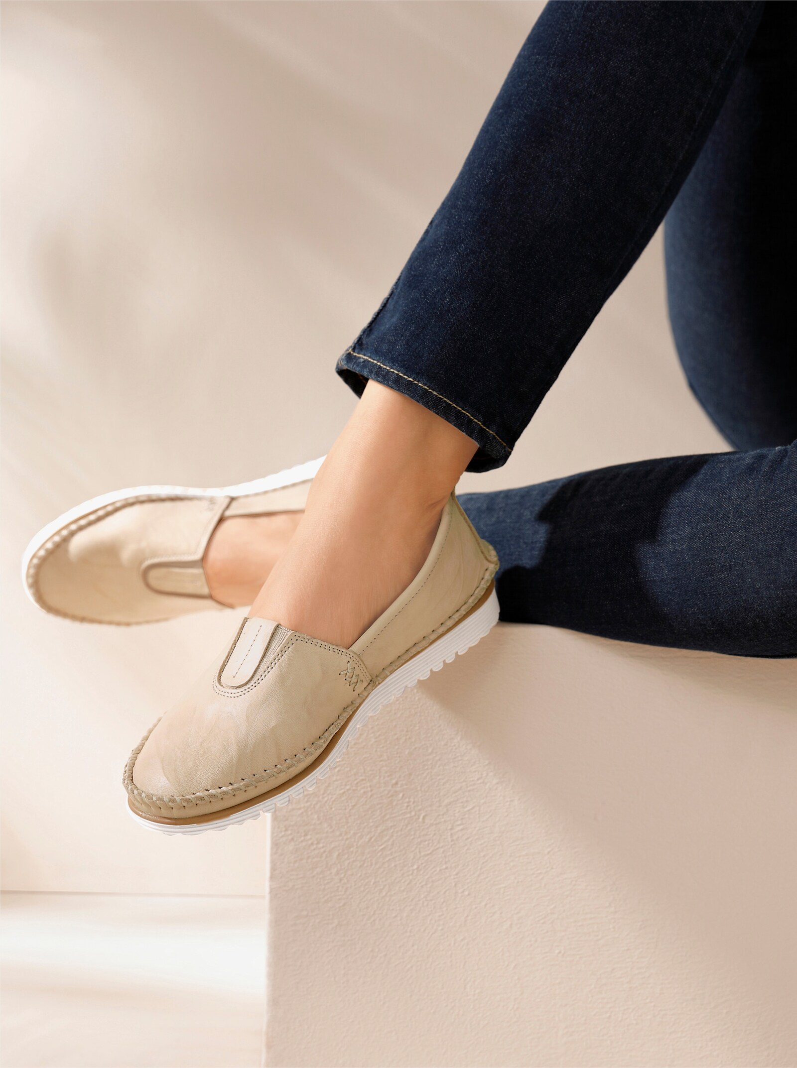 Andrea Conti Slipper - beige