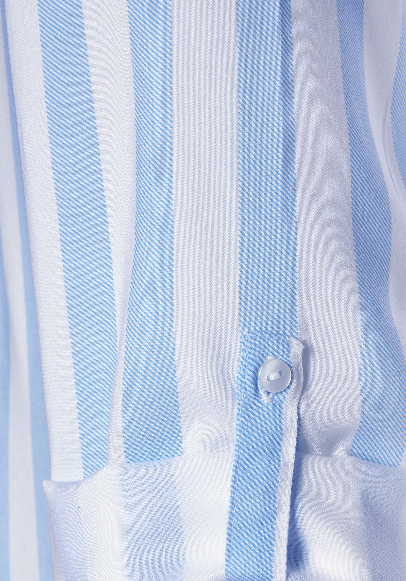 LASCANA Schlupfbluse - weiß-hellblau