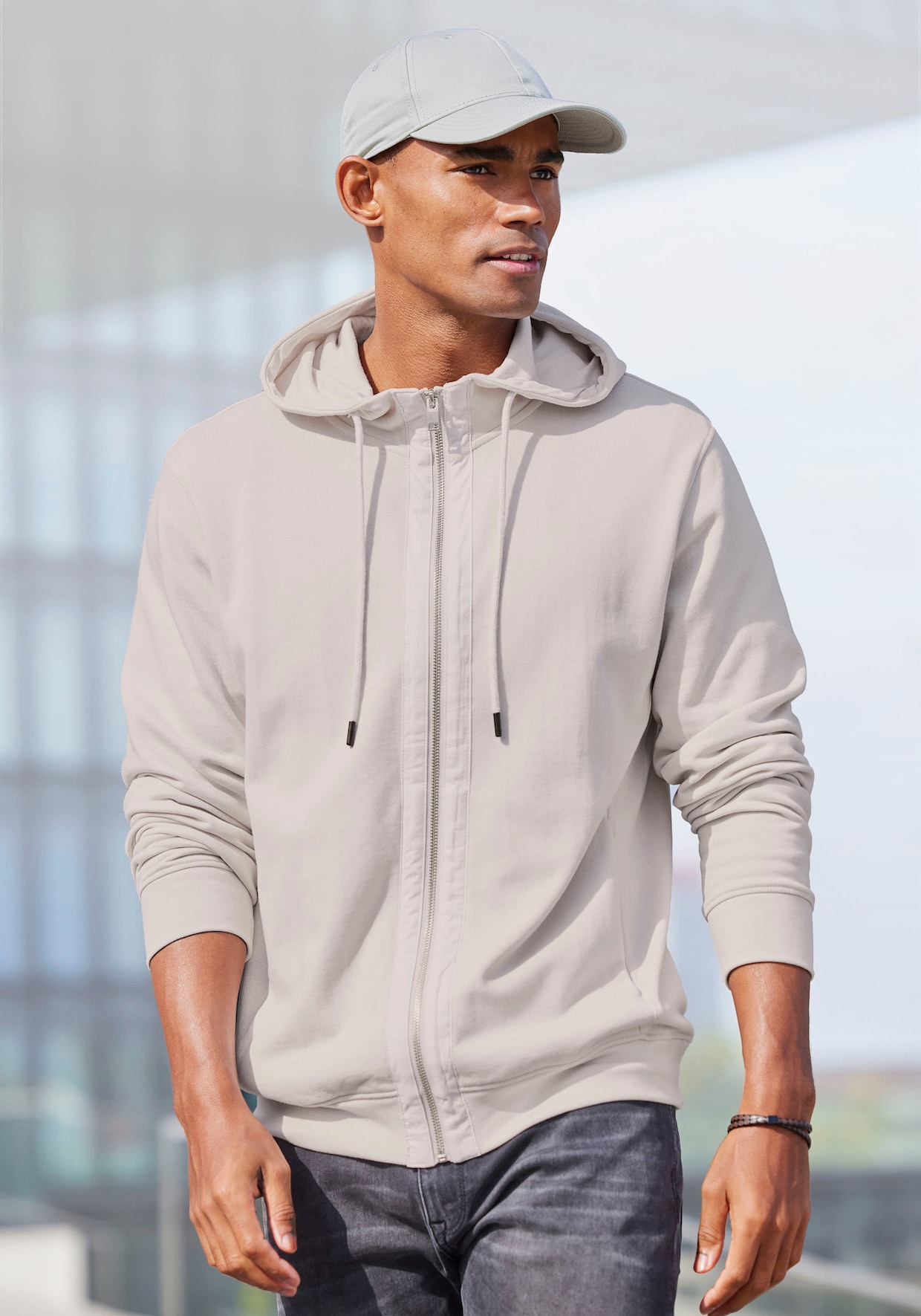 AUTHENTIC LE JOGGER Sweatvest met capuchon - crème