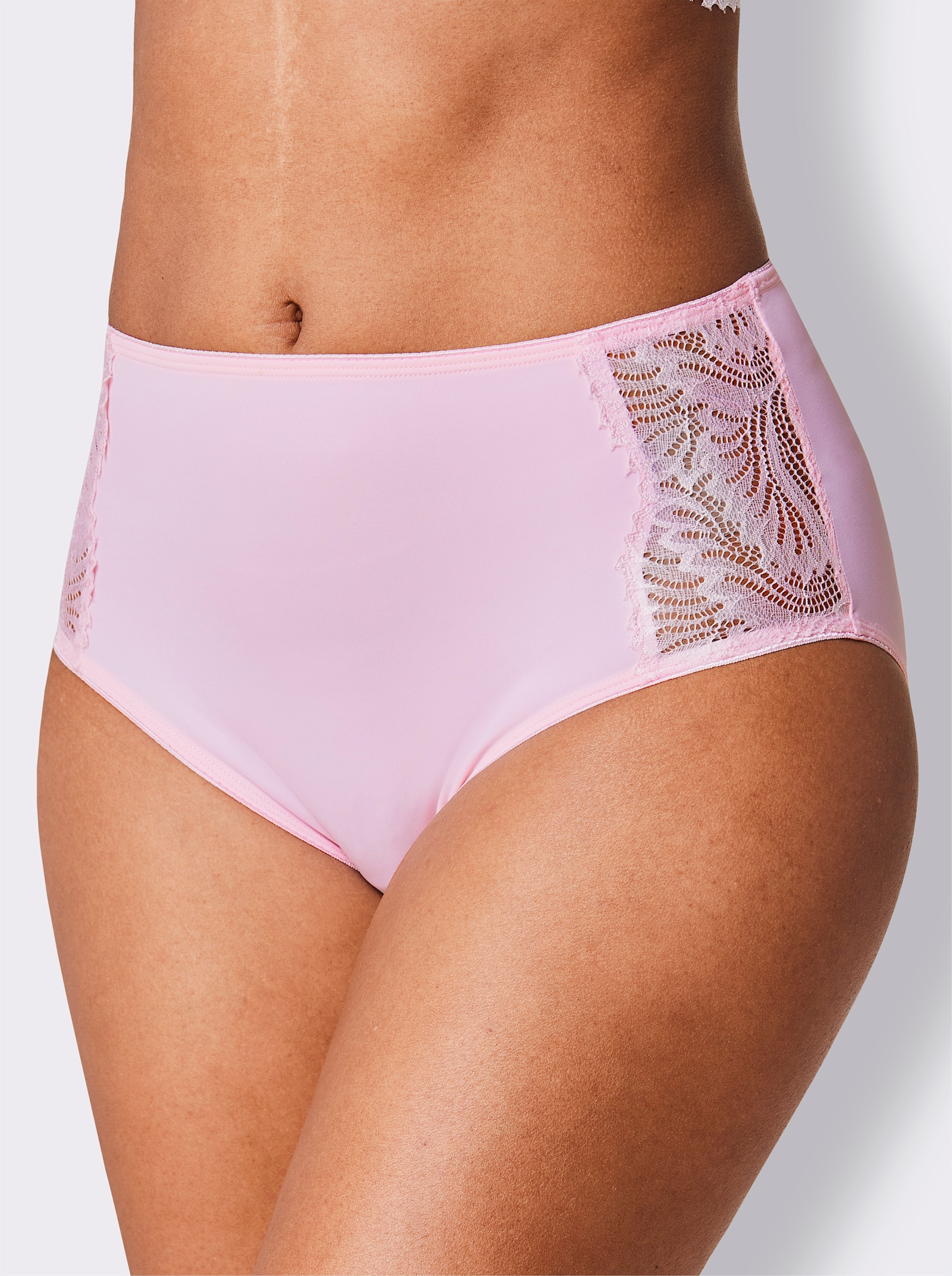 wäschepur Heupslip met kantinzet opzij - lichtroze