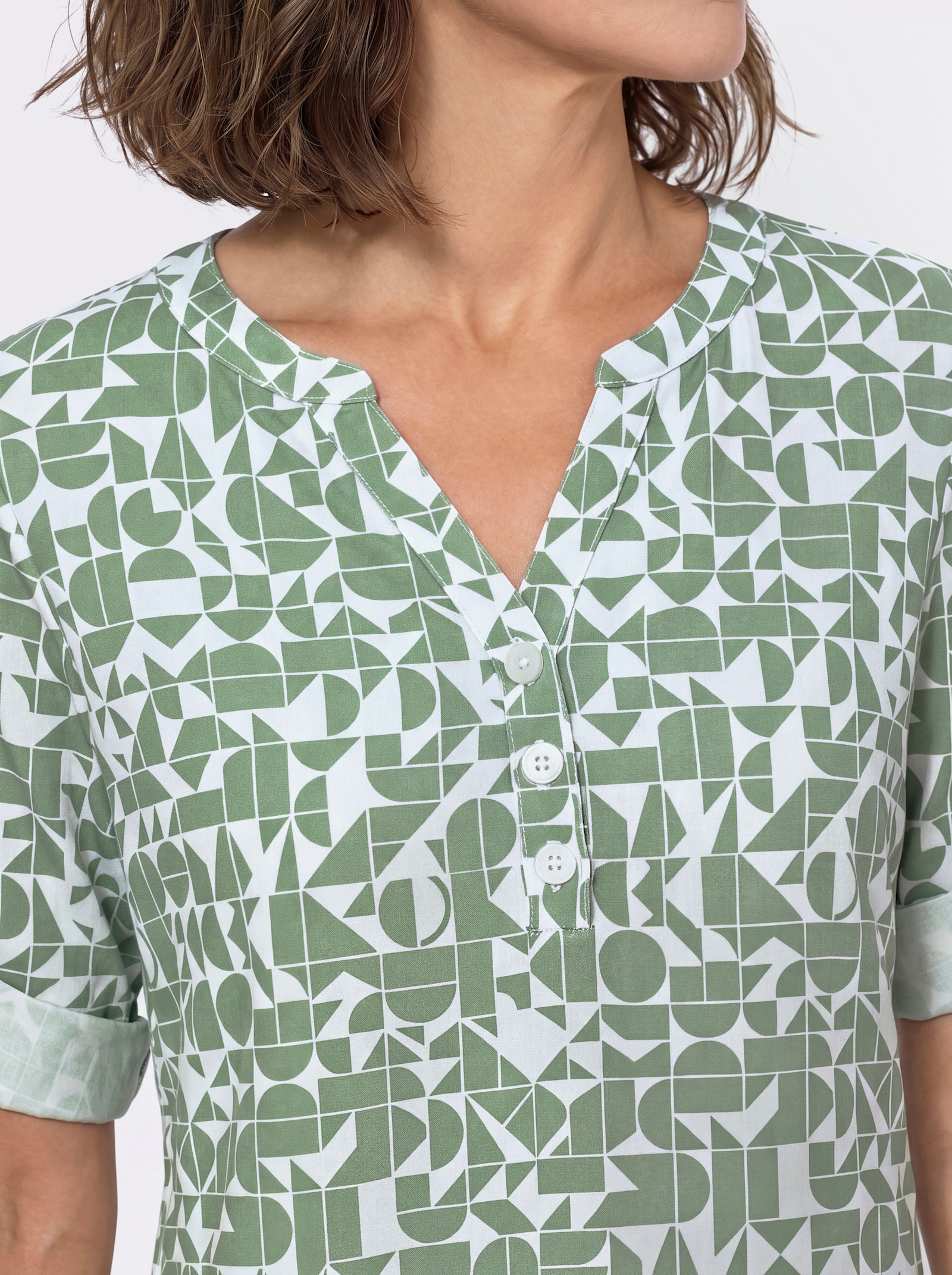 Blusenshirt mit kurzer Knopfleiste - eucalyptus-ecru-bedruckt