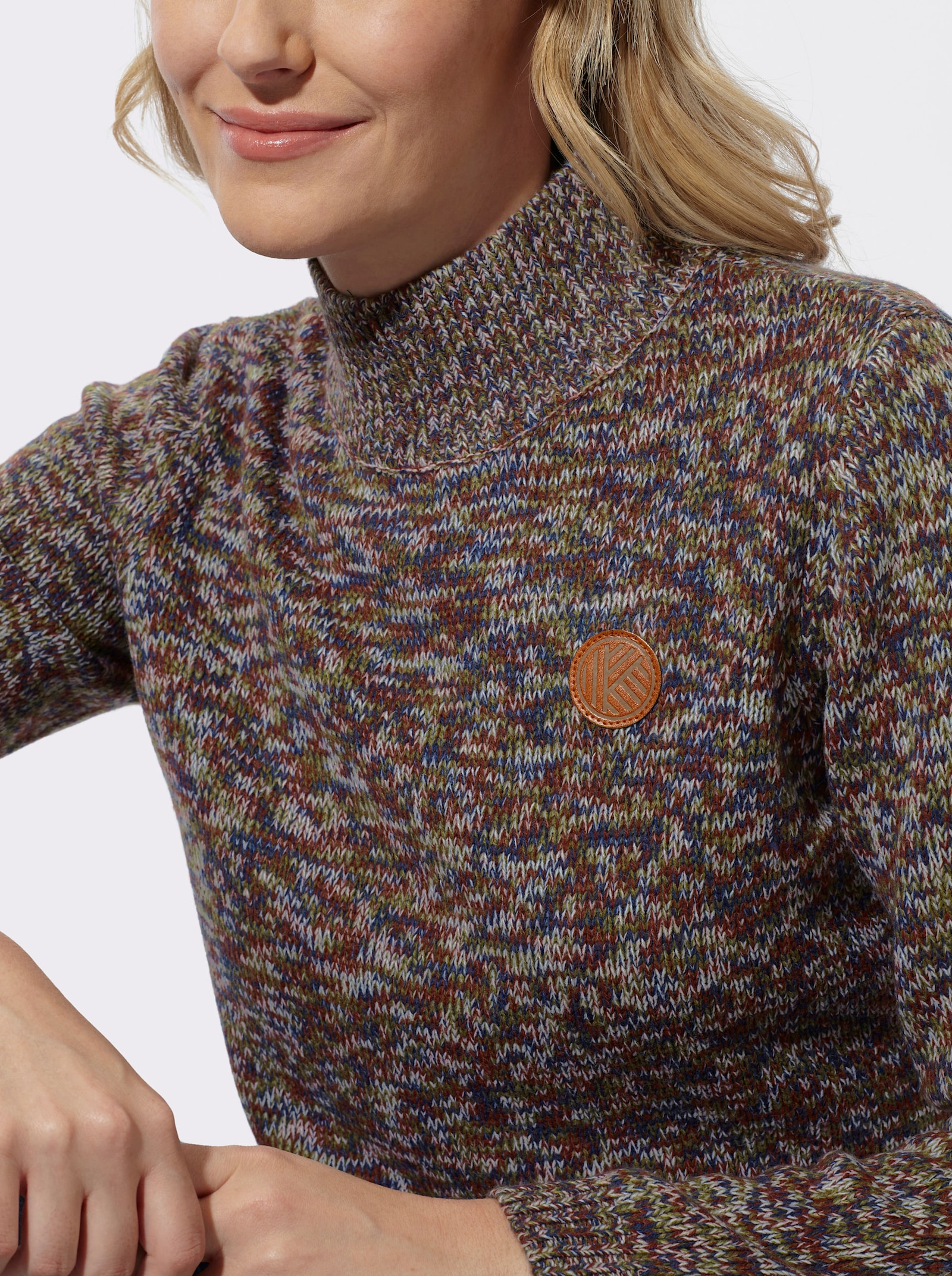 Stehkragenpullover in Melange-Optik - ecru-oliv-meliert