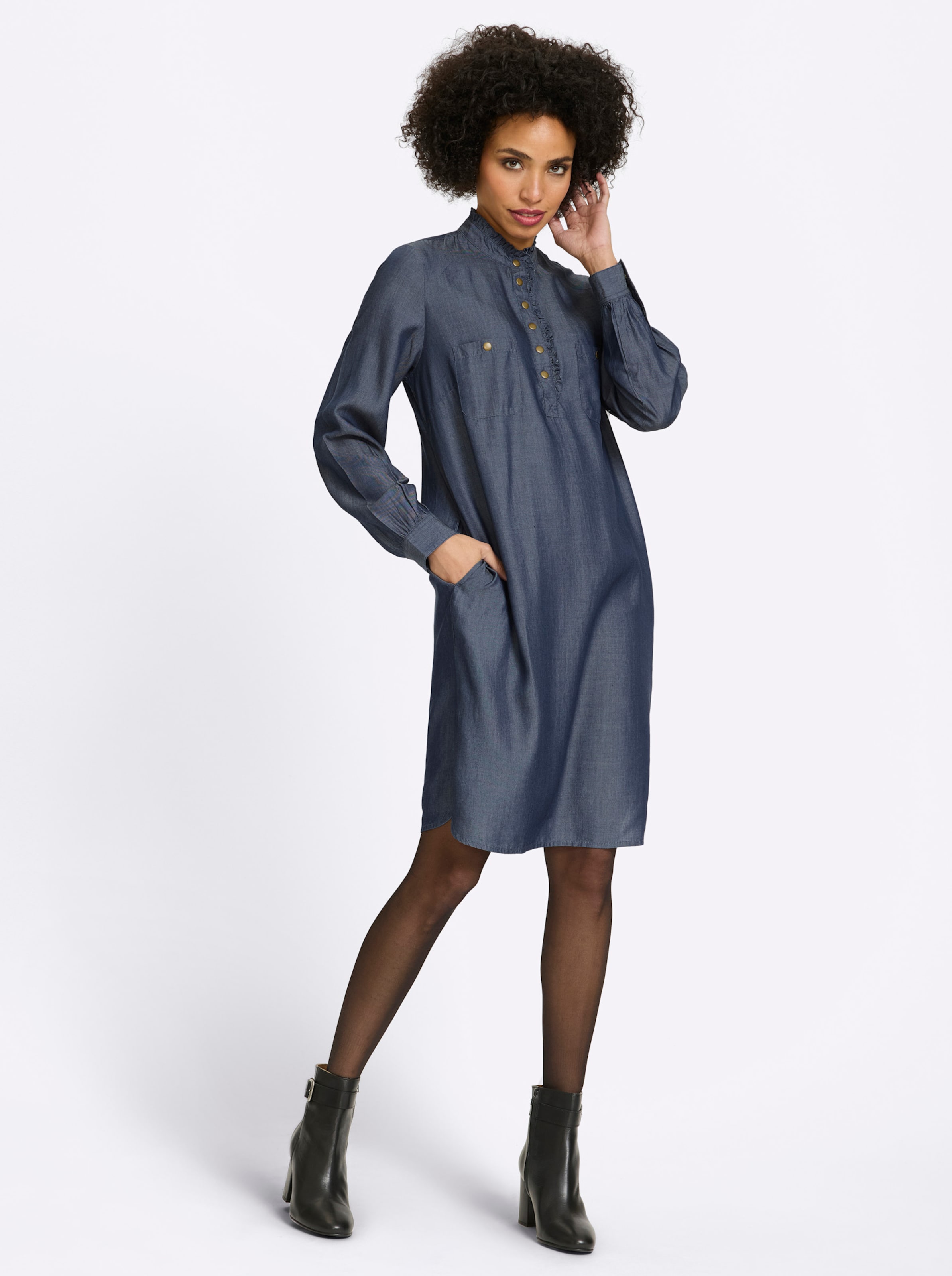 Blusenkleid