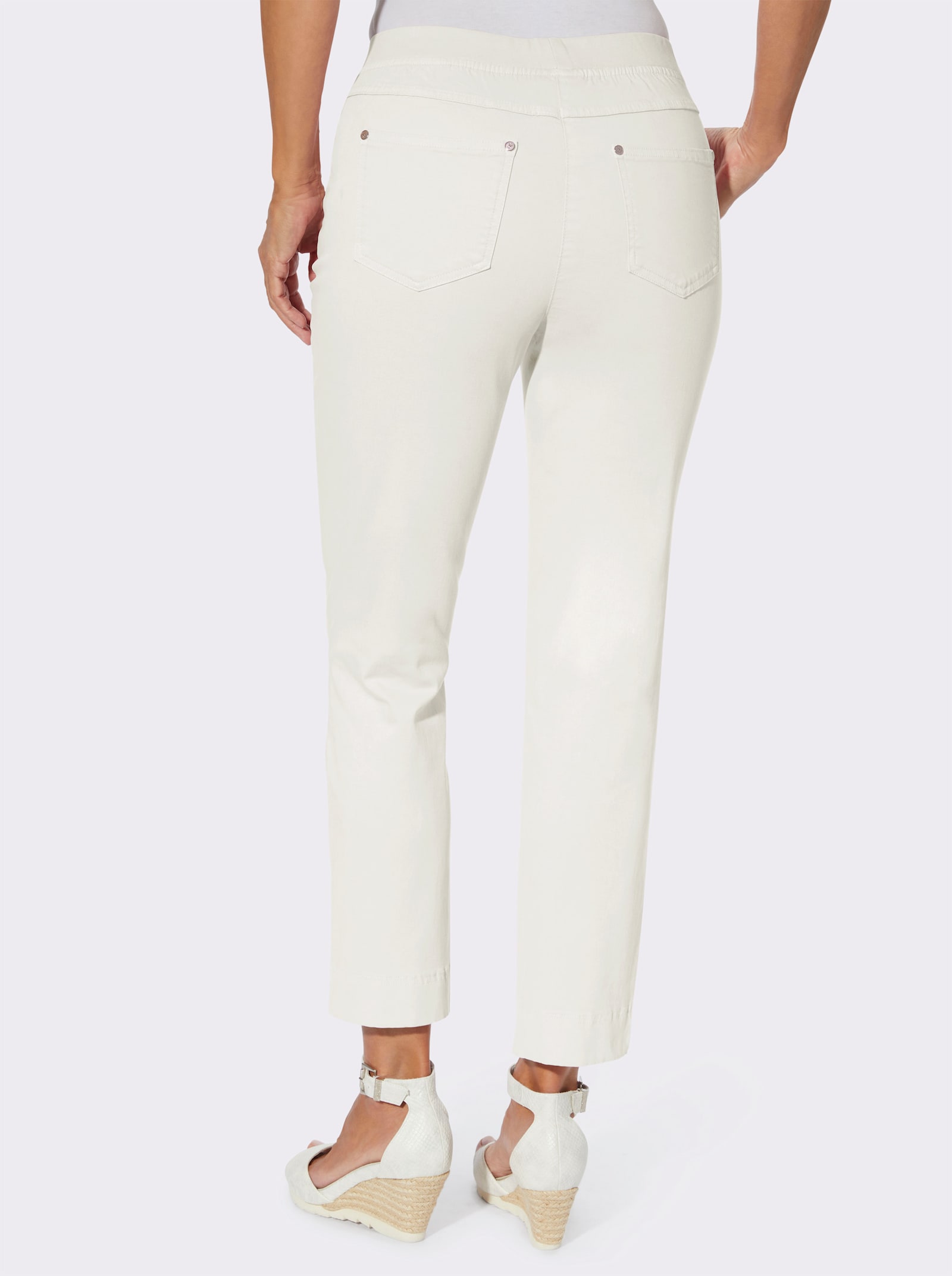 Jean 7/8 en qualité douce avec ceinture en jersey - blanc