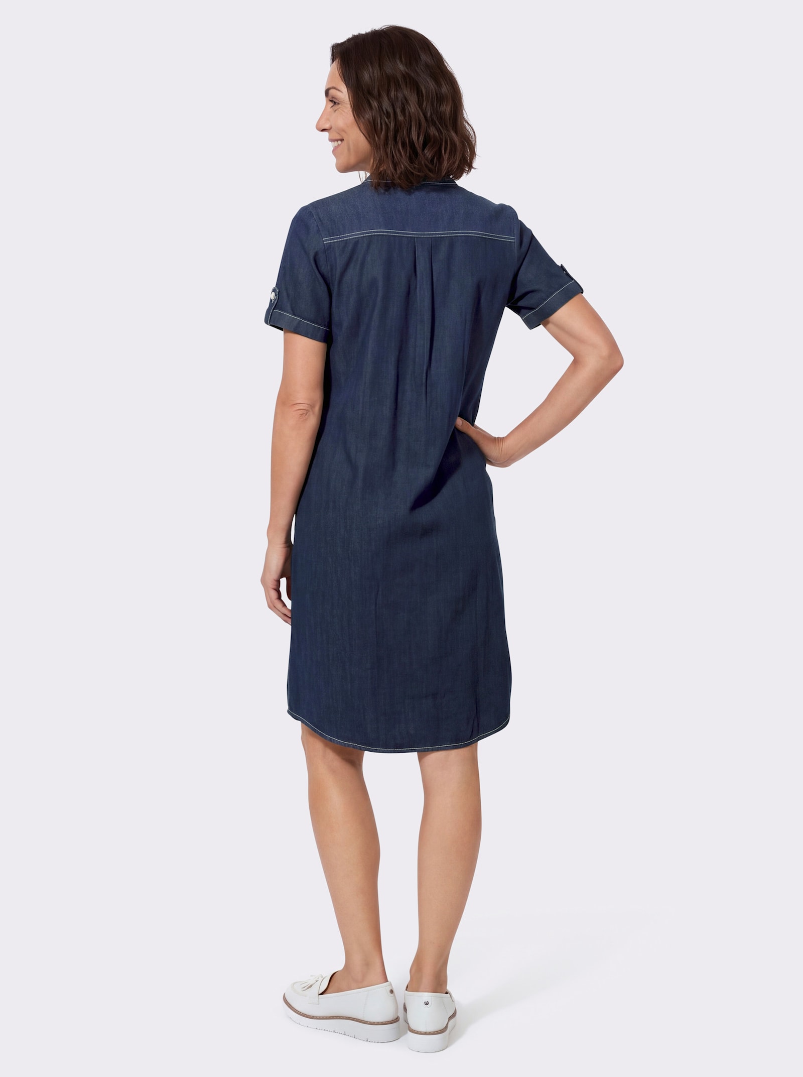 Jeanskleid mit abgerundetem Saum - blue-stone-washed