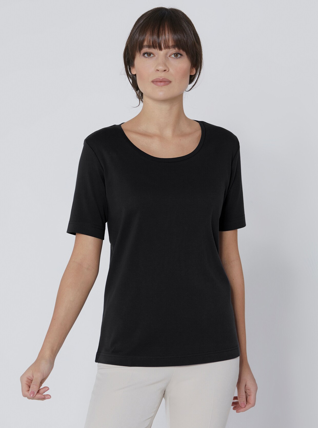 Creation L Premium Baumwoll-Shirt - schwarz