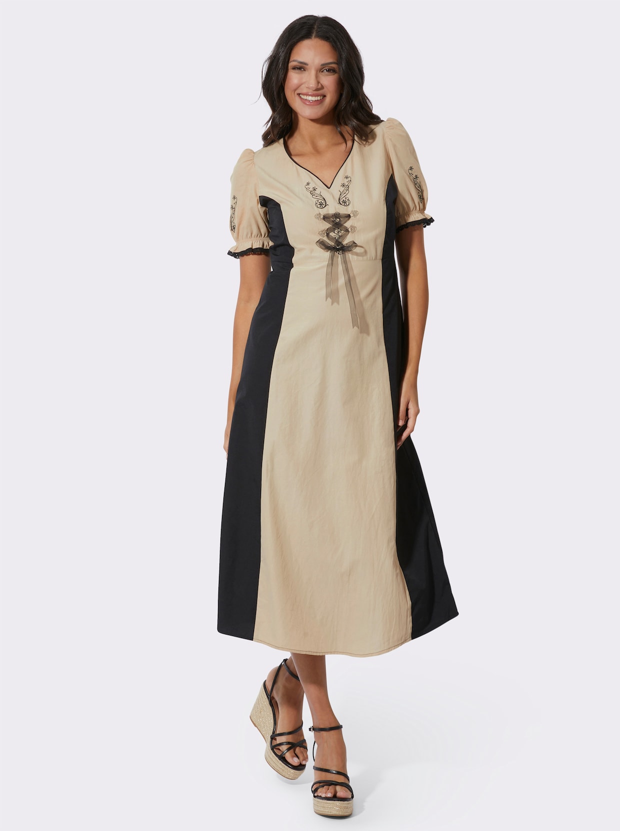 jurk in klederdrachtstijl - zand/zwart