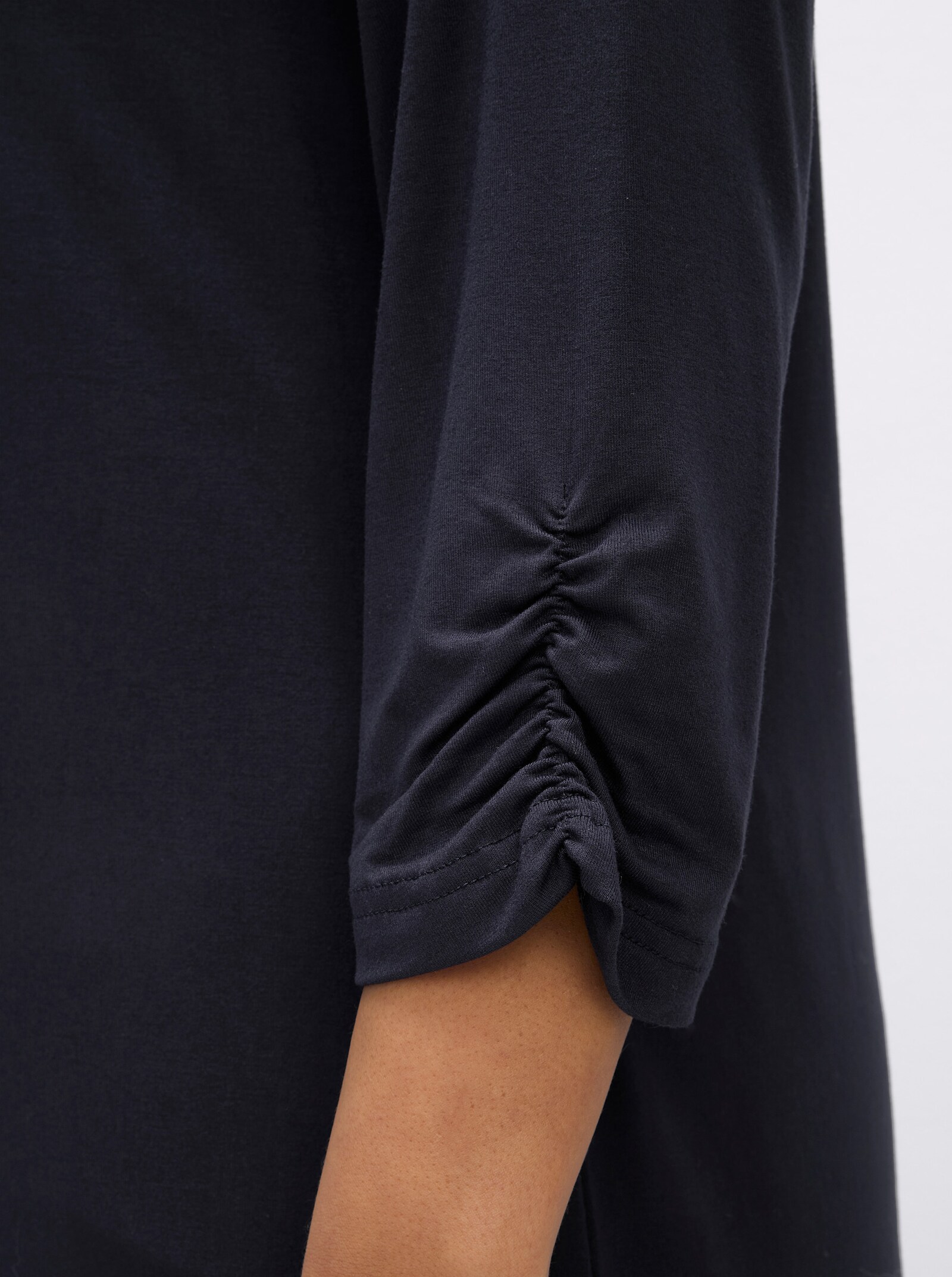 sheego 3/4-Arm-Shirt mit dekorativen Raffungen - tiefblau