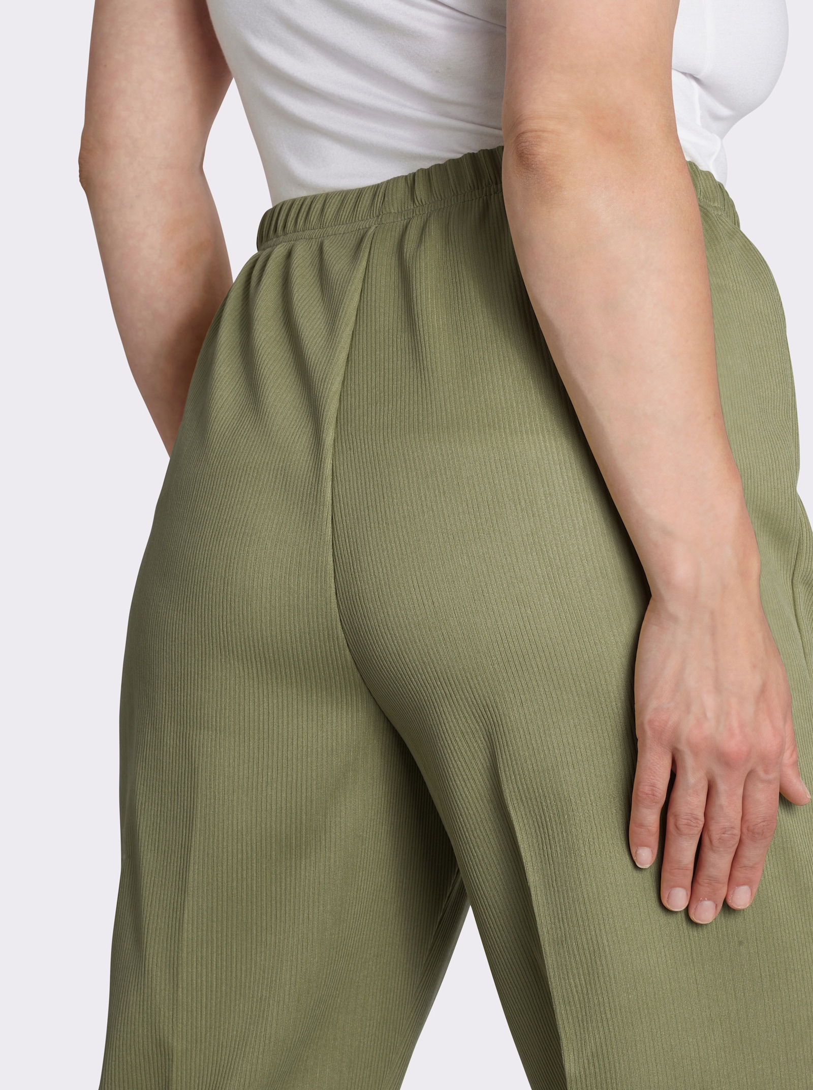 Hose mit Ripp-Struktur - schilf
