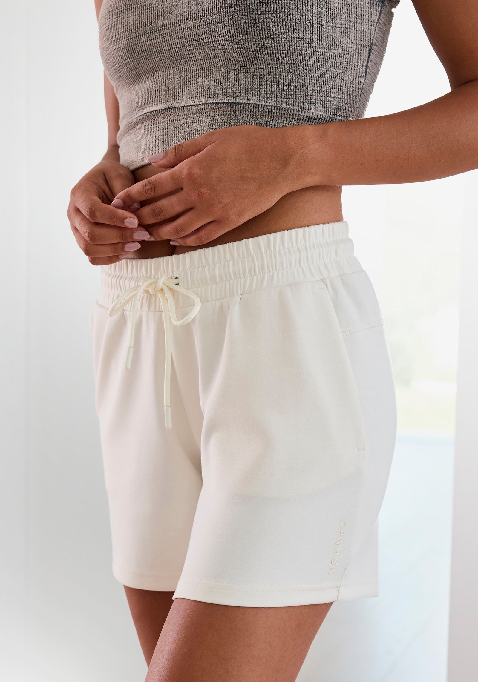 Copenhagen Studios Sweatshorts - wollweiß