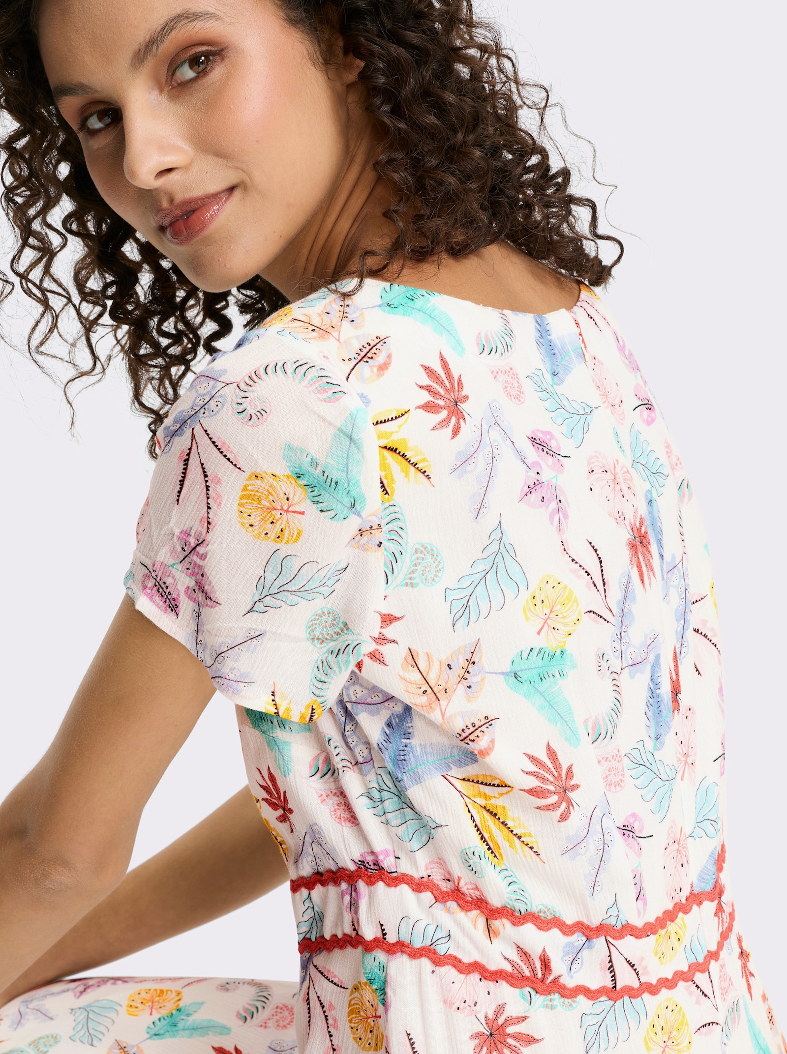 heine Robe tissée - blanc-corail imprimé