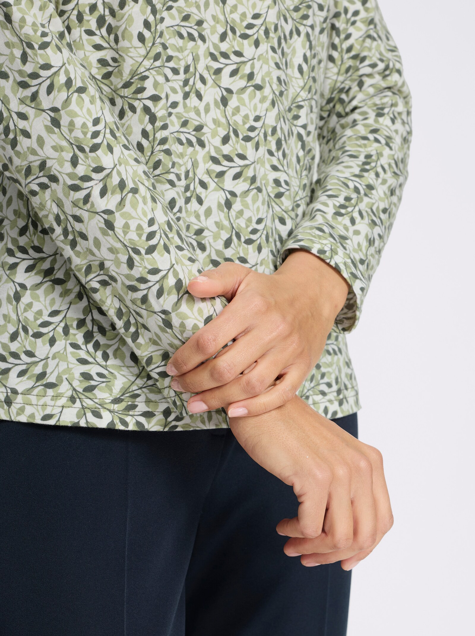 Print-Shirt - khaki-schilf-bedruckt