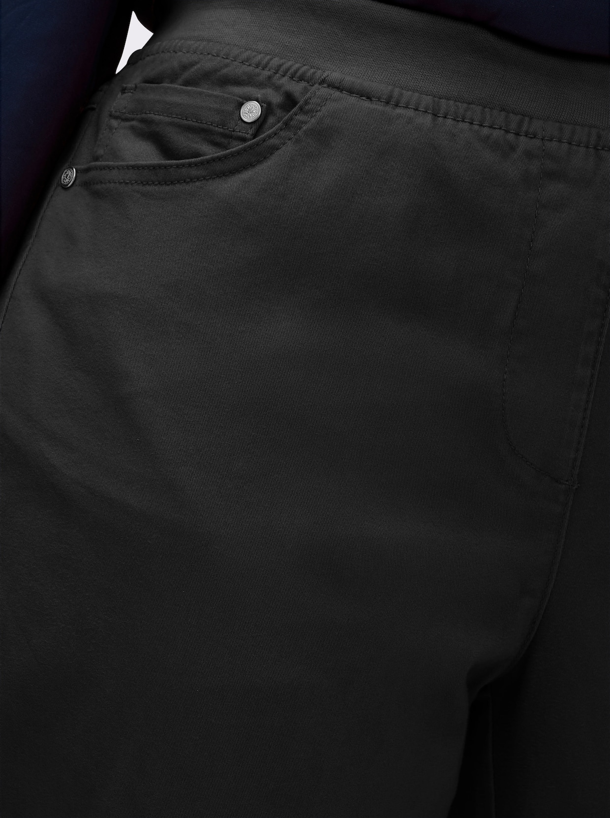 7/8-Jeans mit Jersey-Bund in softer Qualität - schwarz