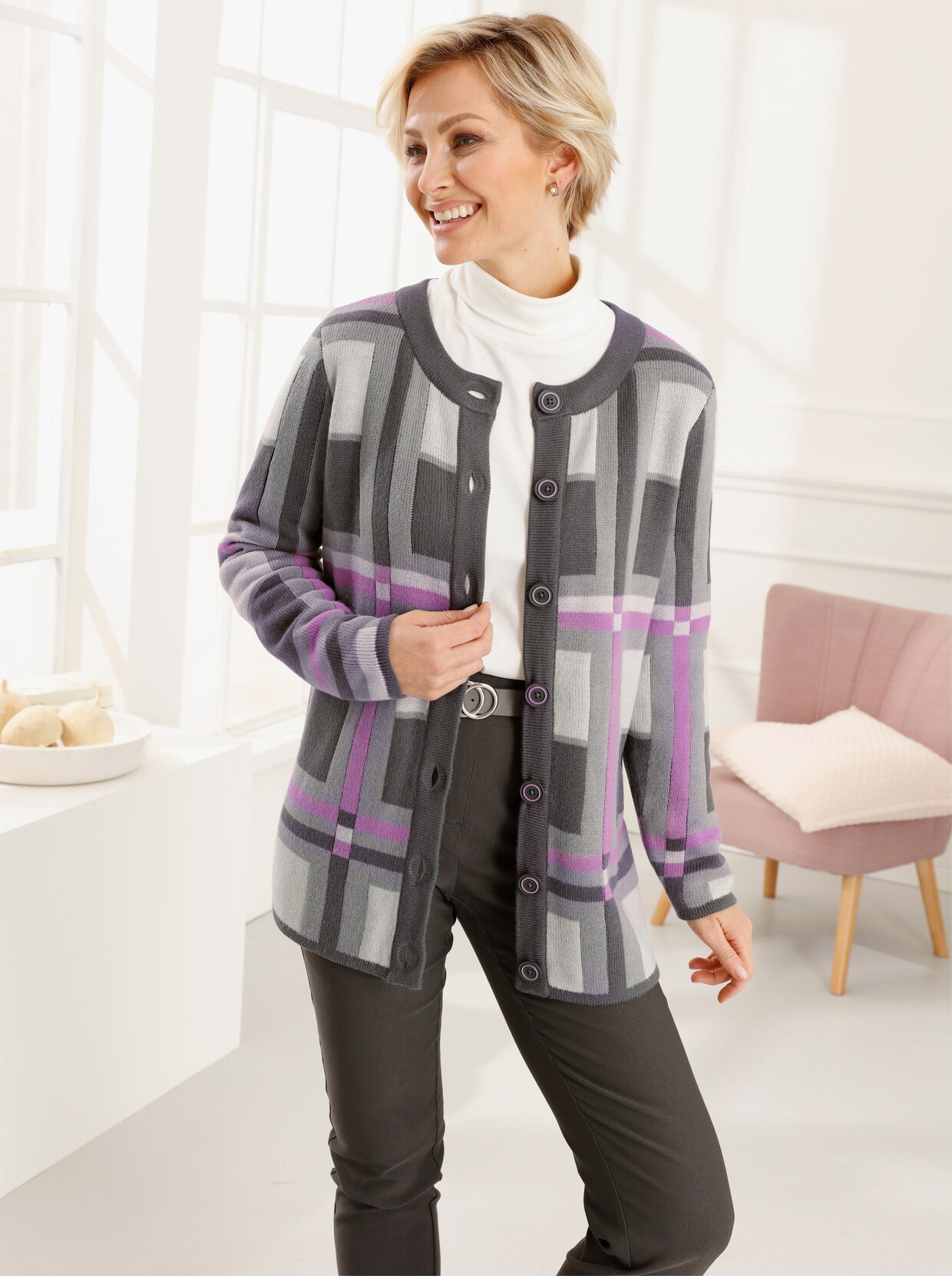 Jacquardvest - steengrijs/orchidee gedessineerd