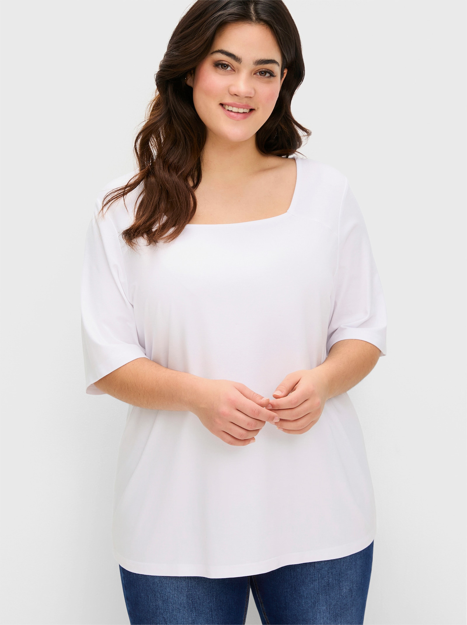 sheego Shirt mit Karree-Ausschnitt, leicht tailliert - ecru