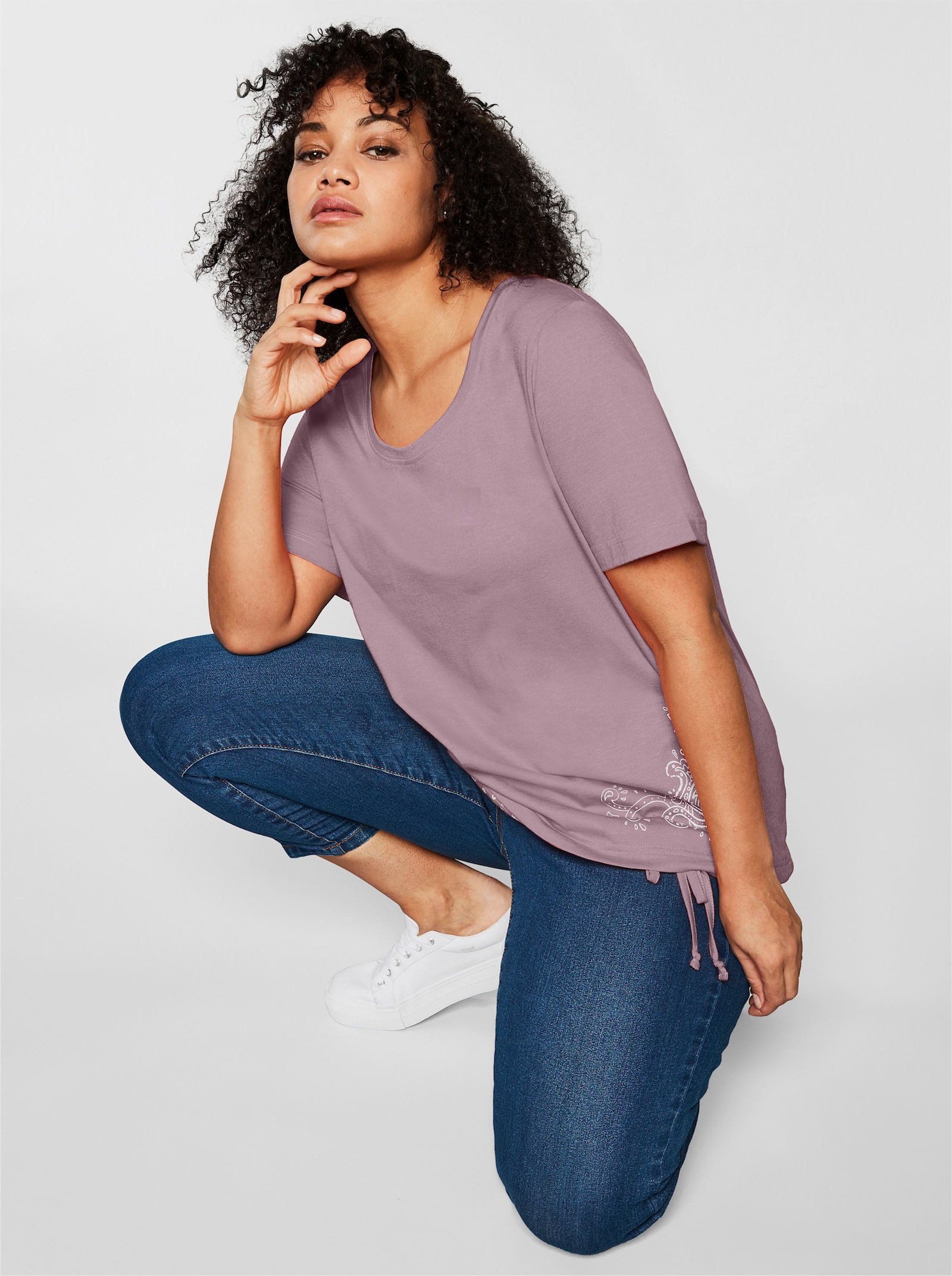 sheego Kurzarmshirt in 2-in-1-Optik - malve