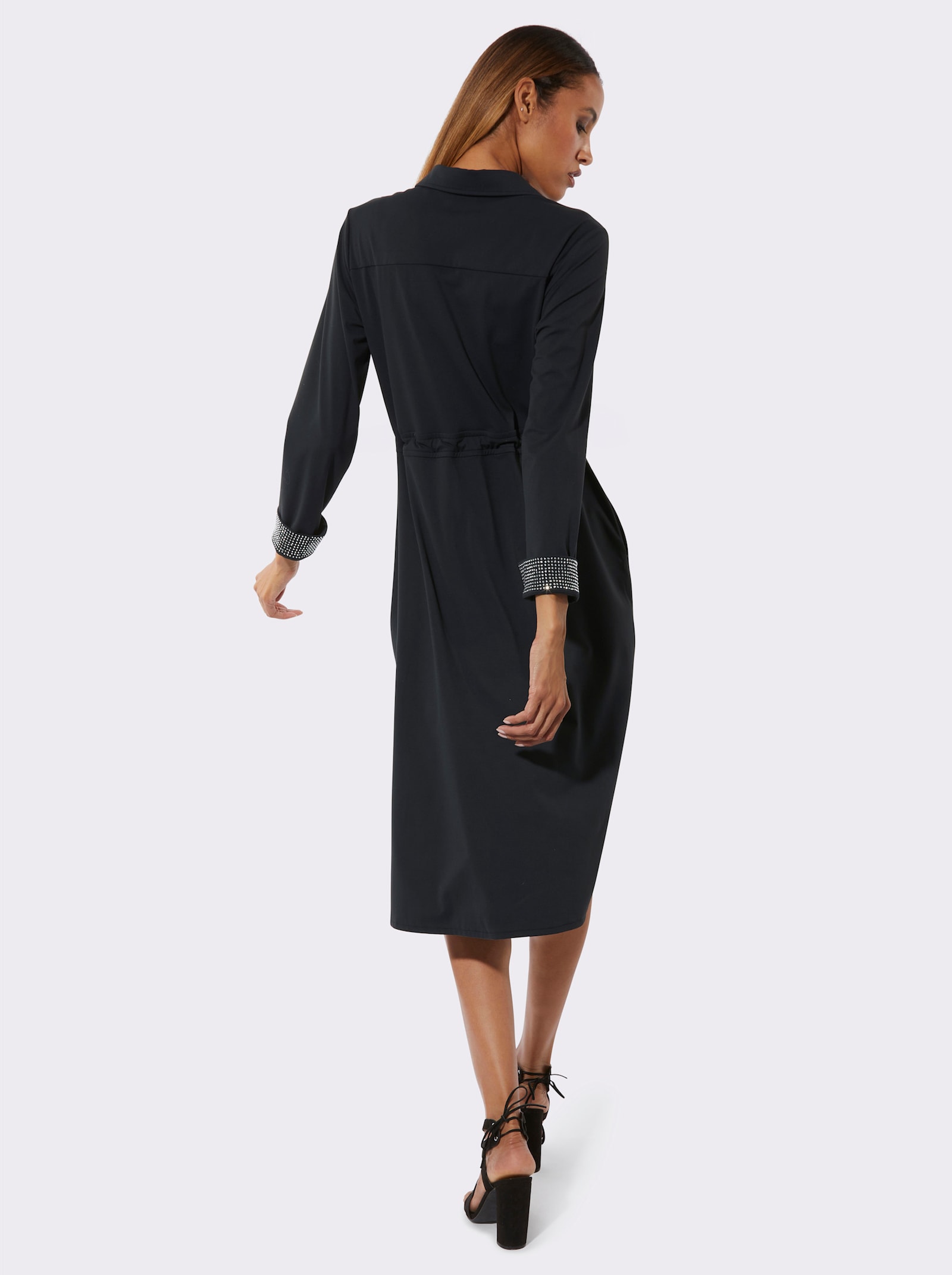 Polokleid mit Weitenregulierung auf Taillenhöhe - schwarz