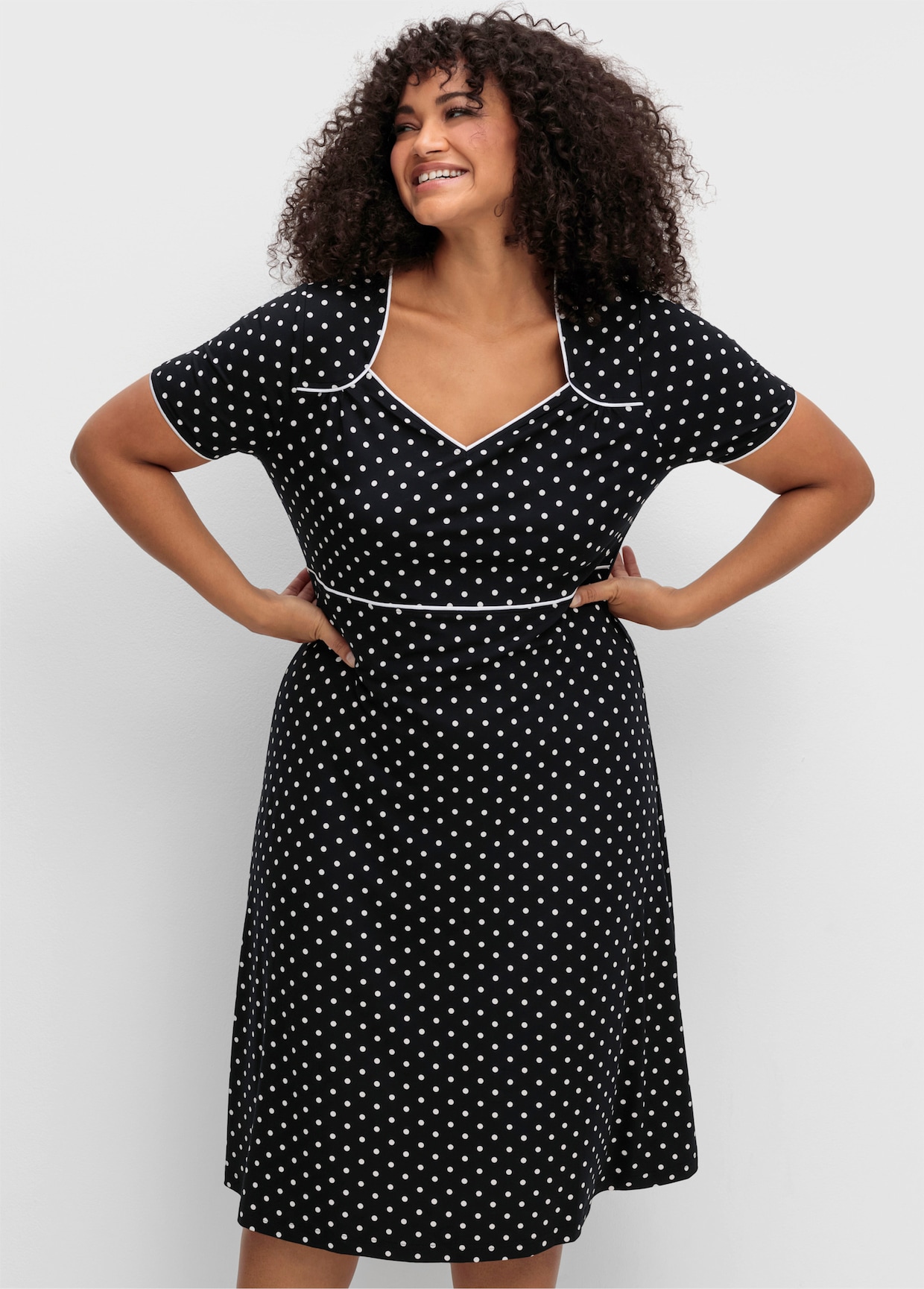 sheego by Joe Browns Jersey jurk - zwart gedessineerd