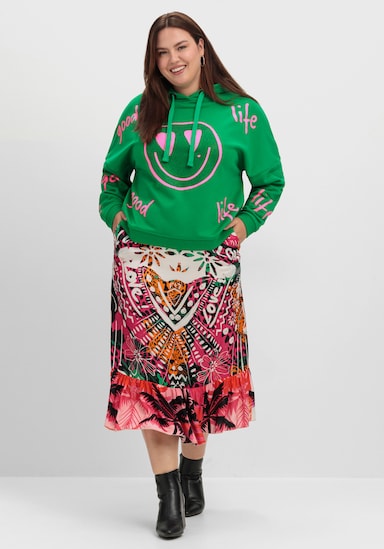 sheego loves miss goodlife Kapuzensweatshirt - dunkelgrün-bedruckt