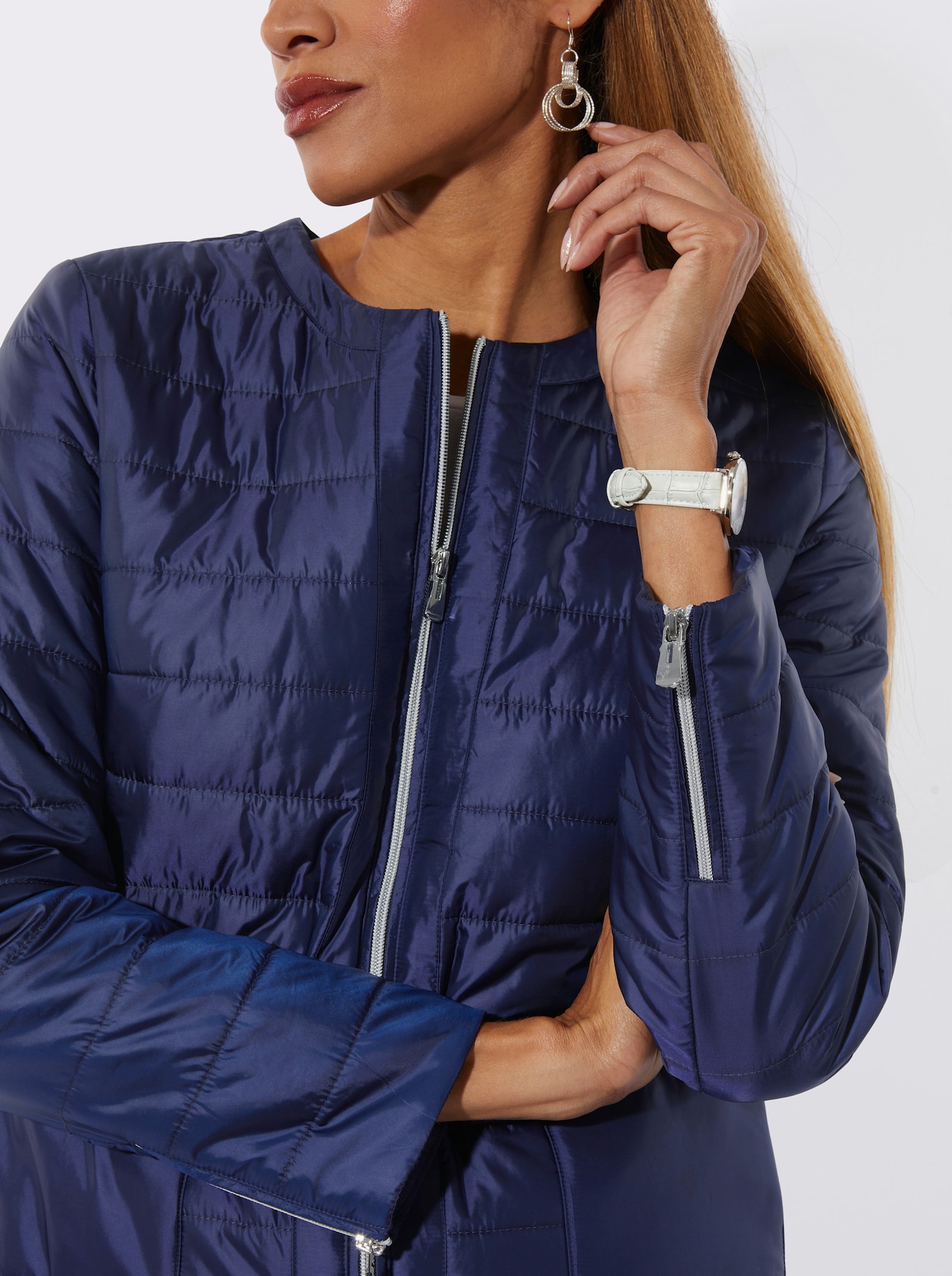 Steppjacke mit Reißverschluss am Ärmel - marine