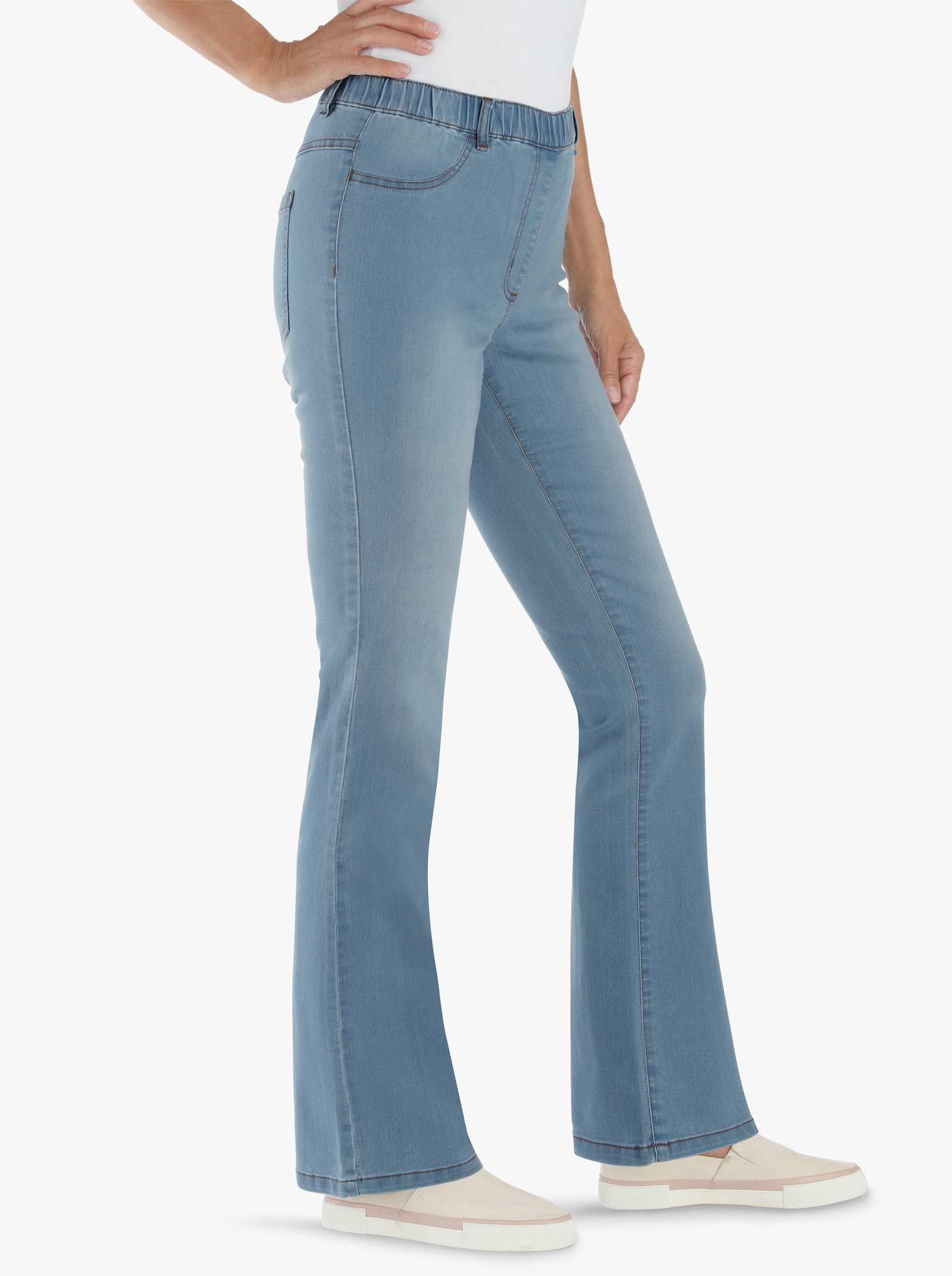 Bootcut-Jeans in Schlupfform - blue-bleached