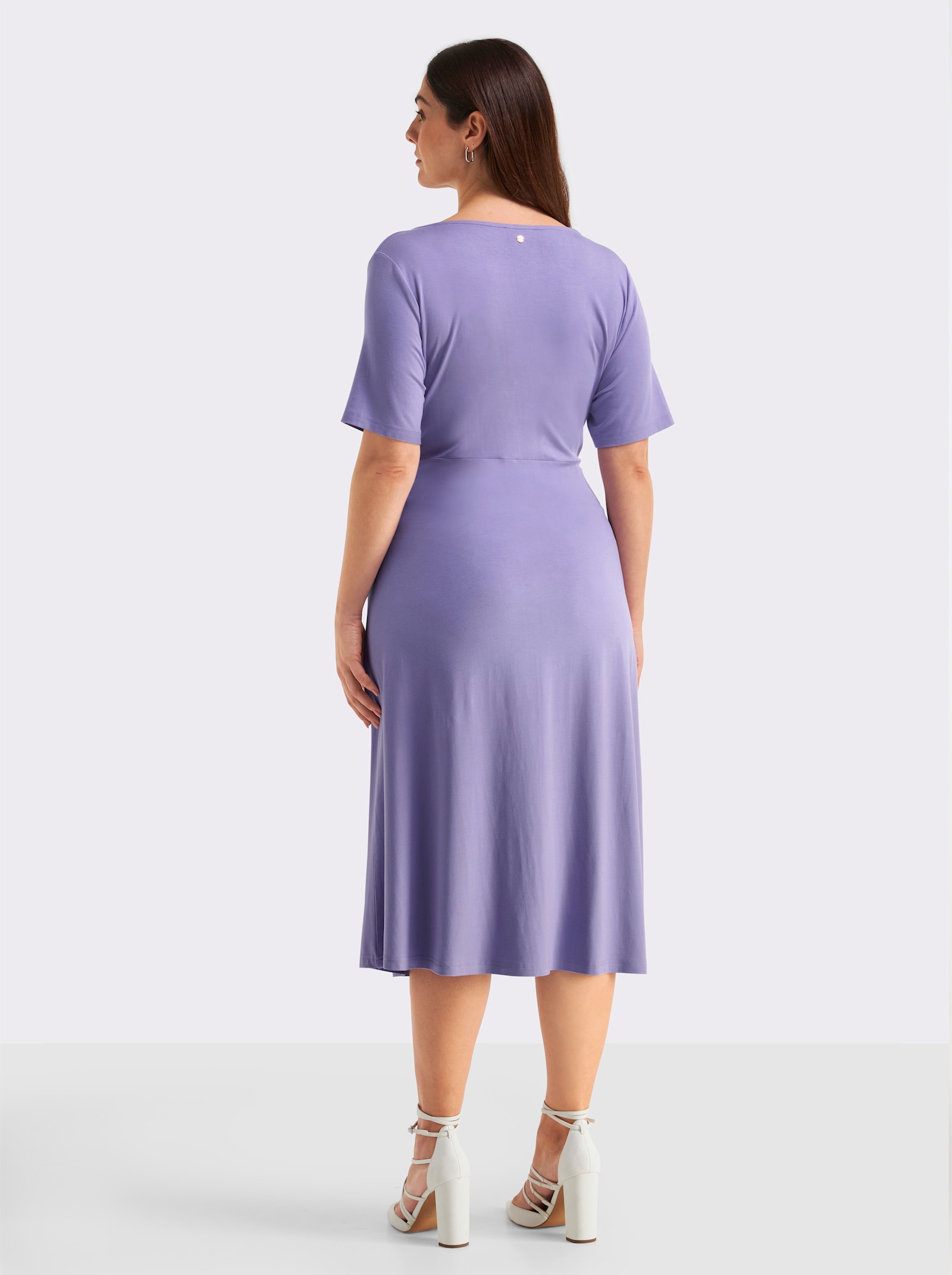 sheego Jerseykleid mit Wasserfall-Ausschnitt - lavendel